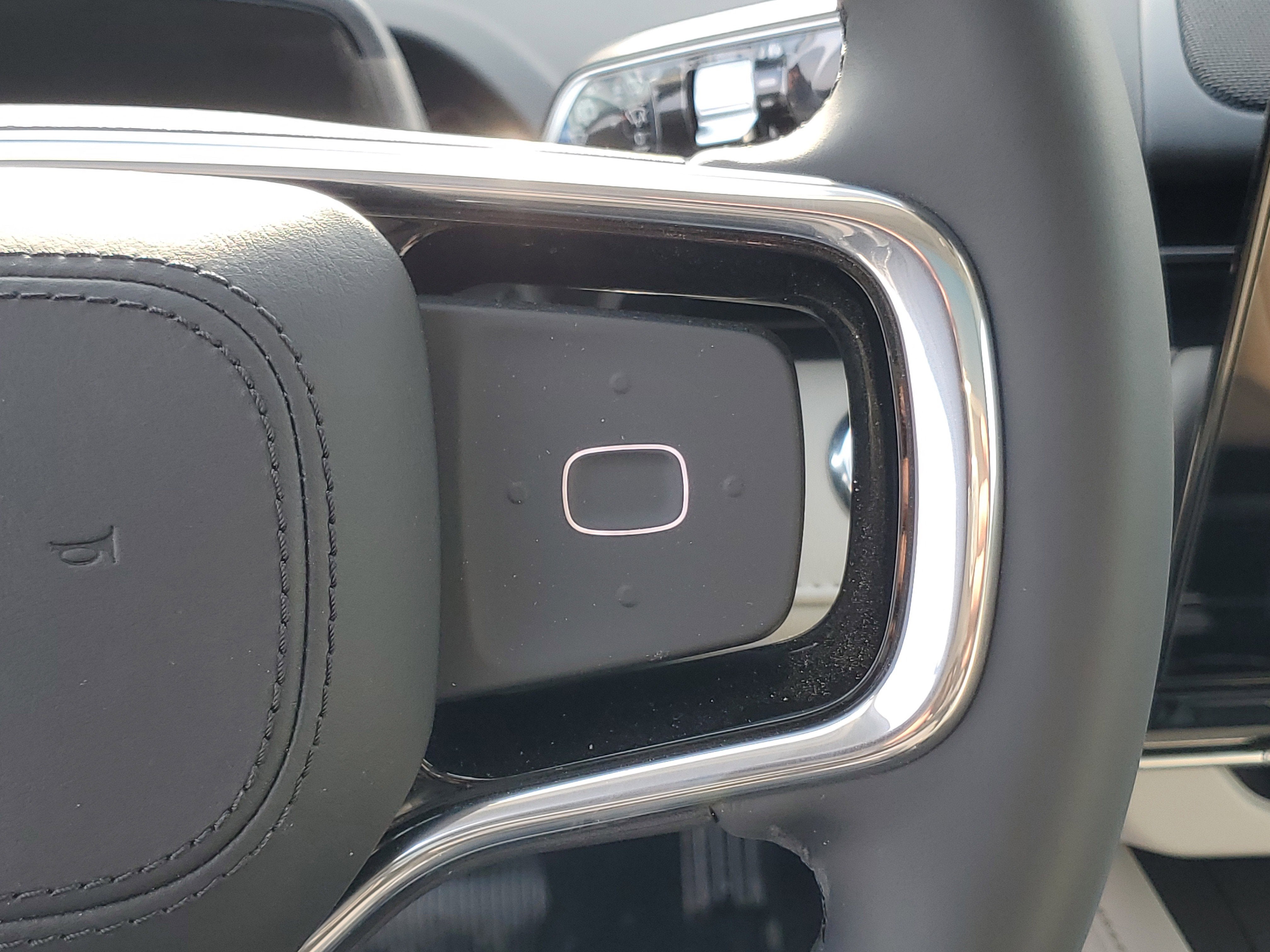 2026 Lincoln Nautilus Reserve Hybrid