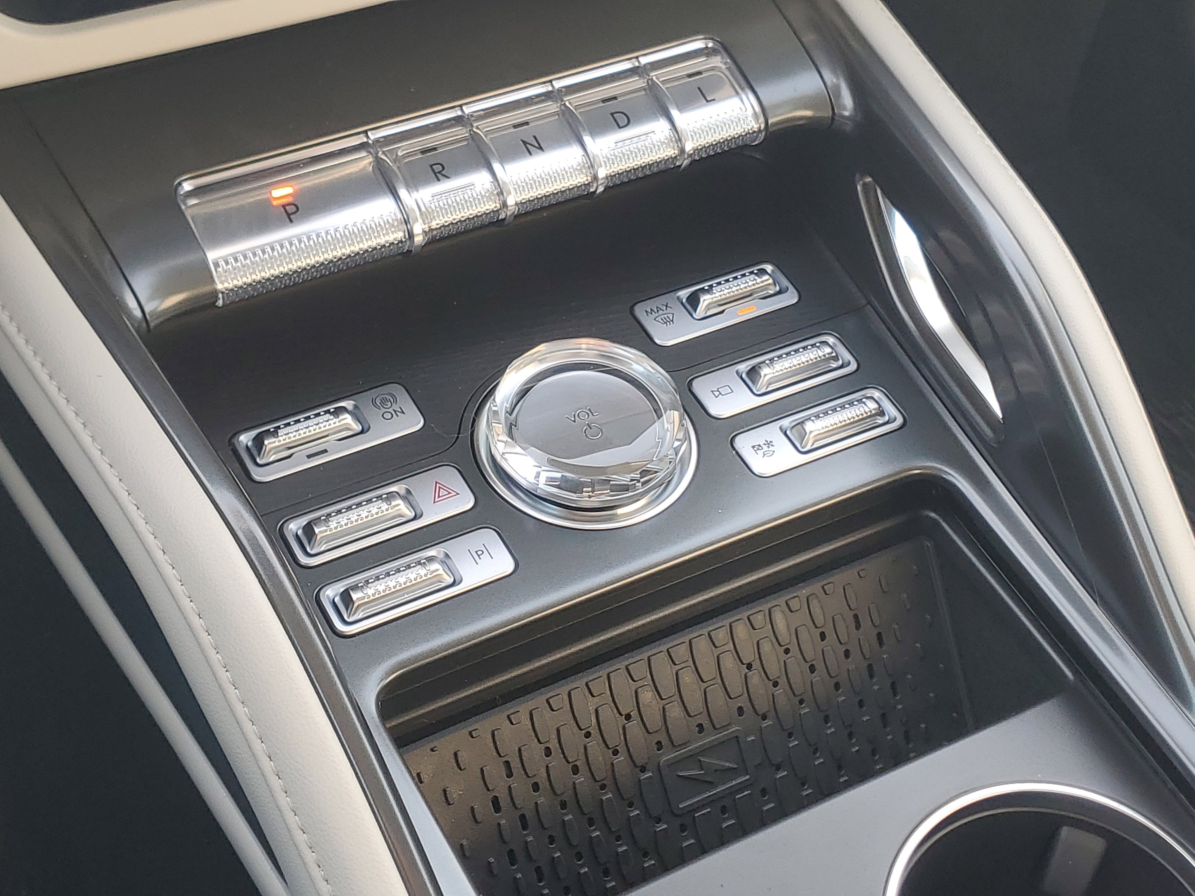 2026 Lincoln Nautilus Reserve Hybrid