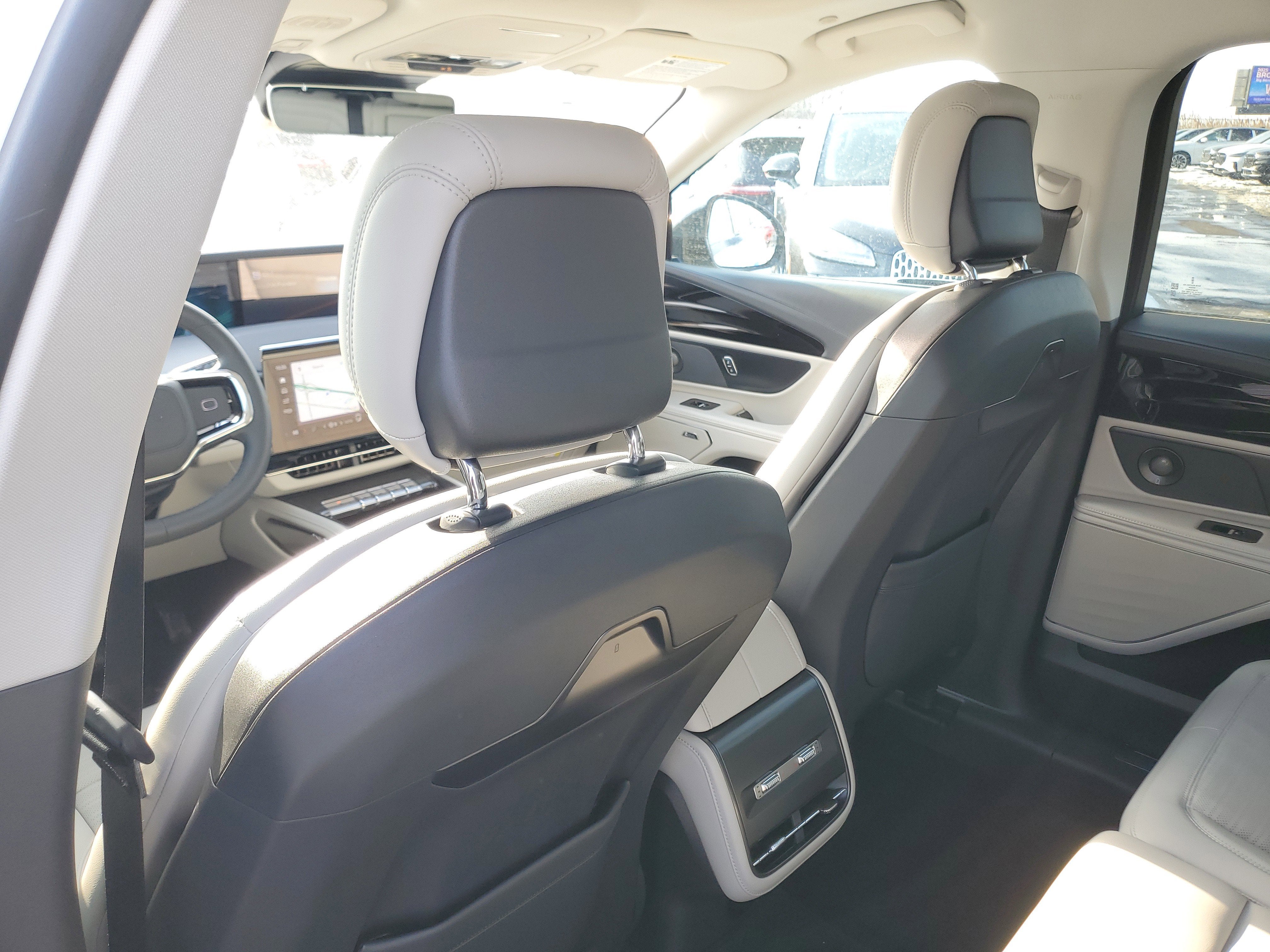 2026 Lincoln Nautilus Reserve Hybrid