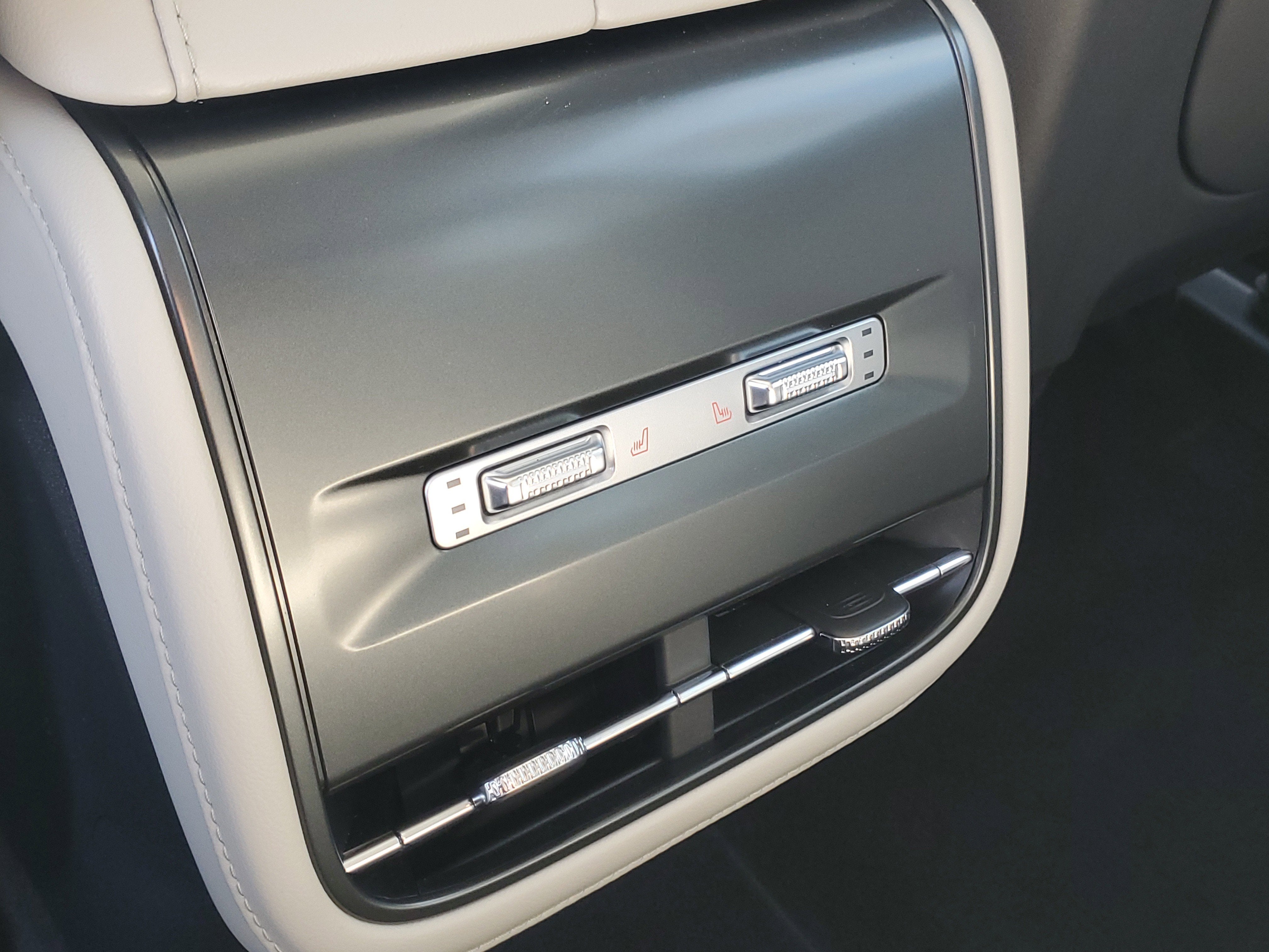 2026 Lincoln Nautilus Reserve Hybrid