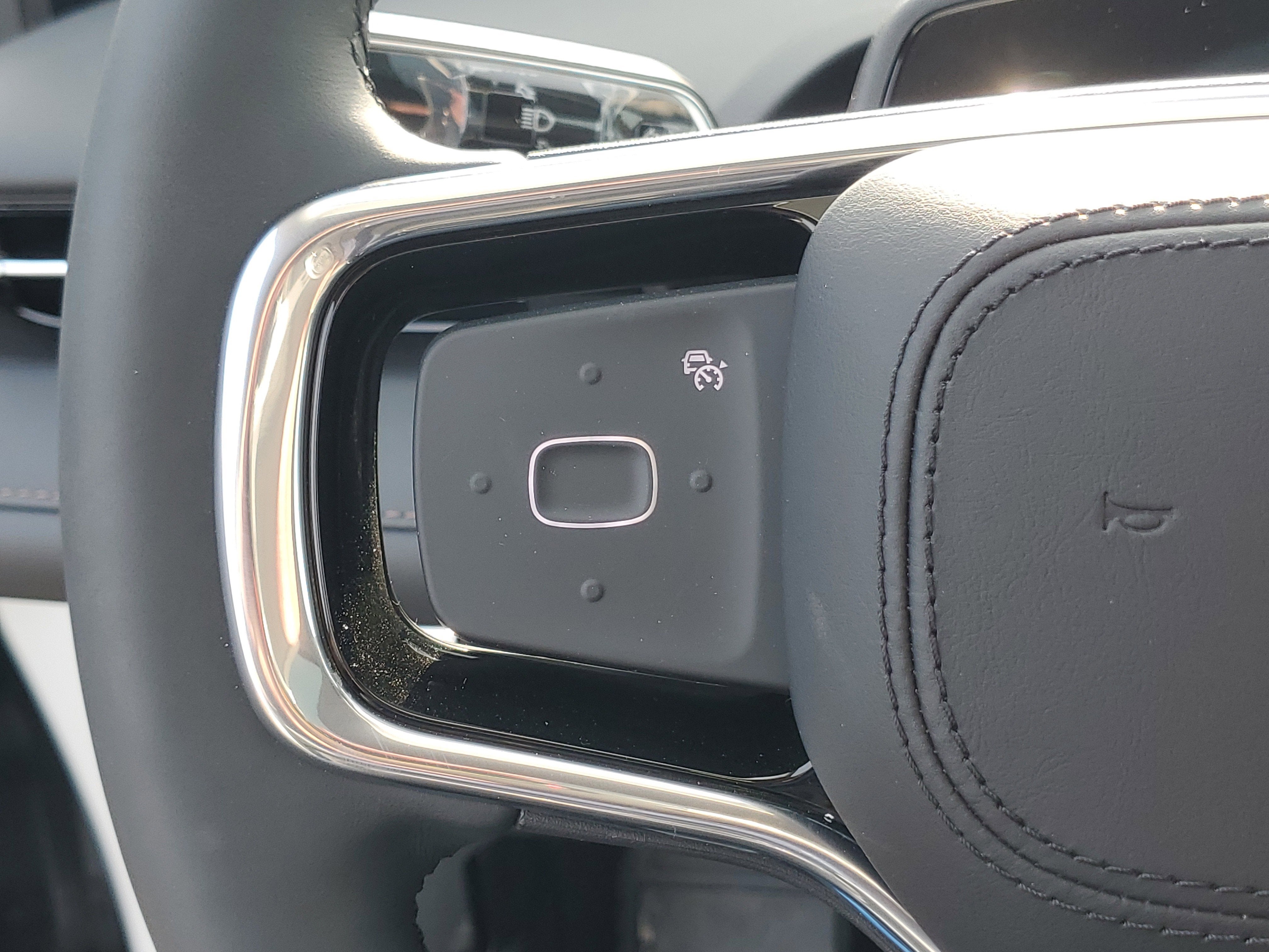 2026 Lincoln Nautilus Reserve Hybrid