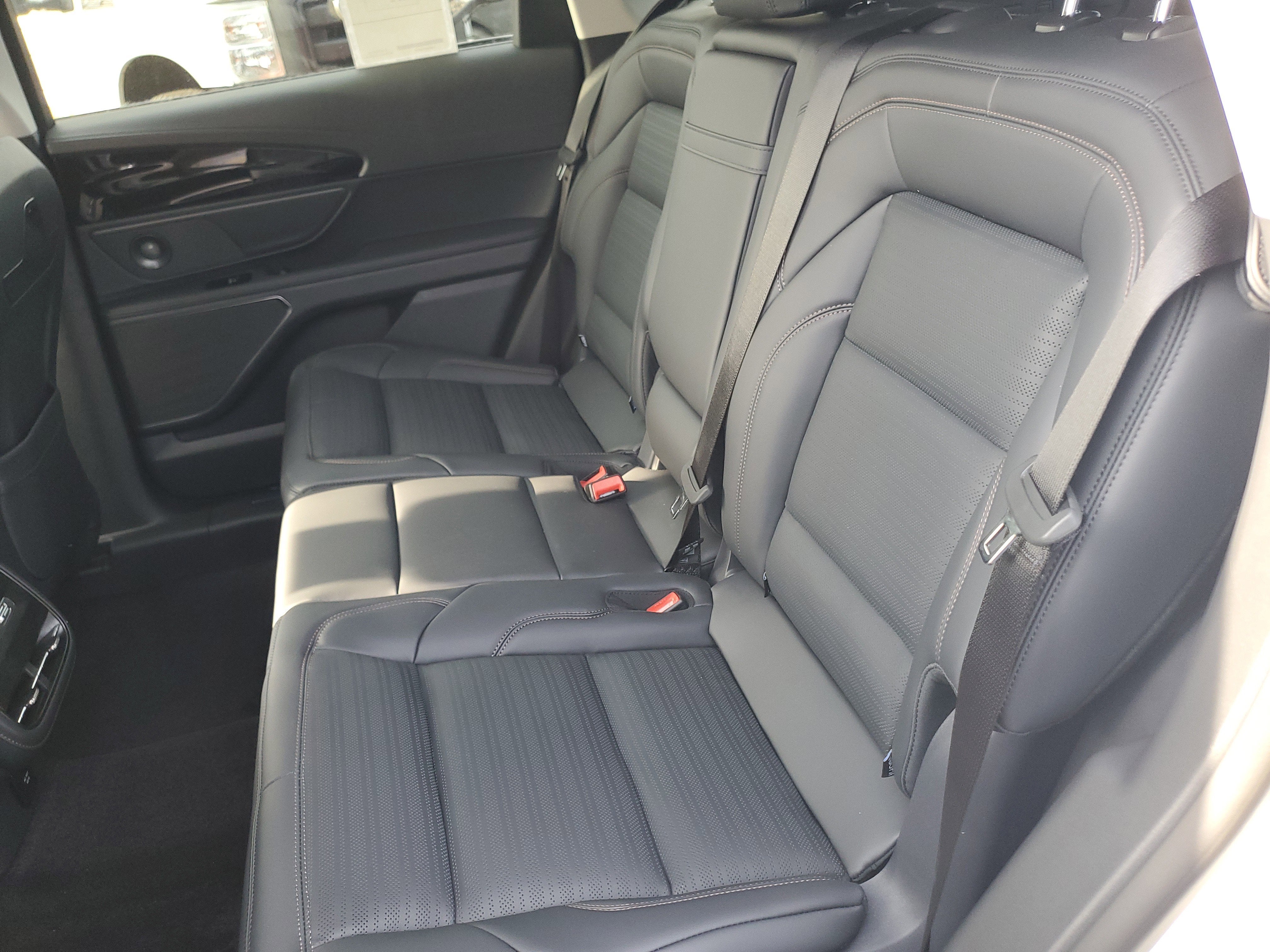 2026 Lincoln Nautilus Reserve Hybrid