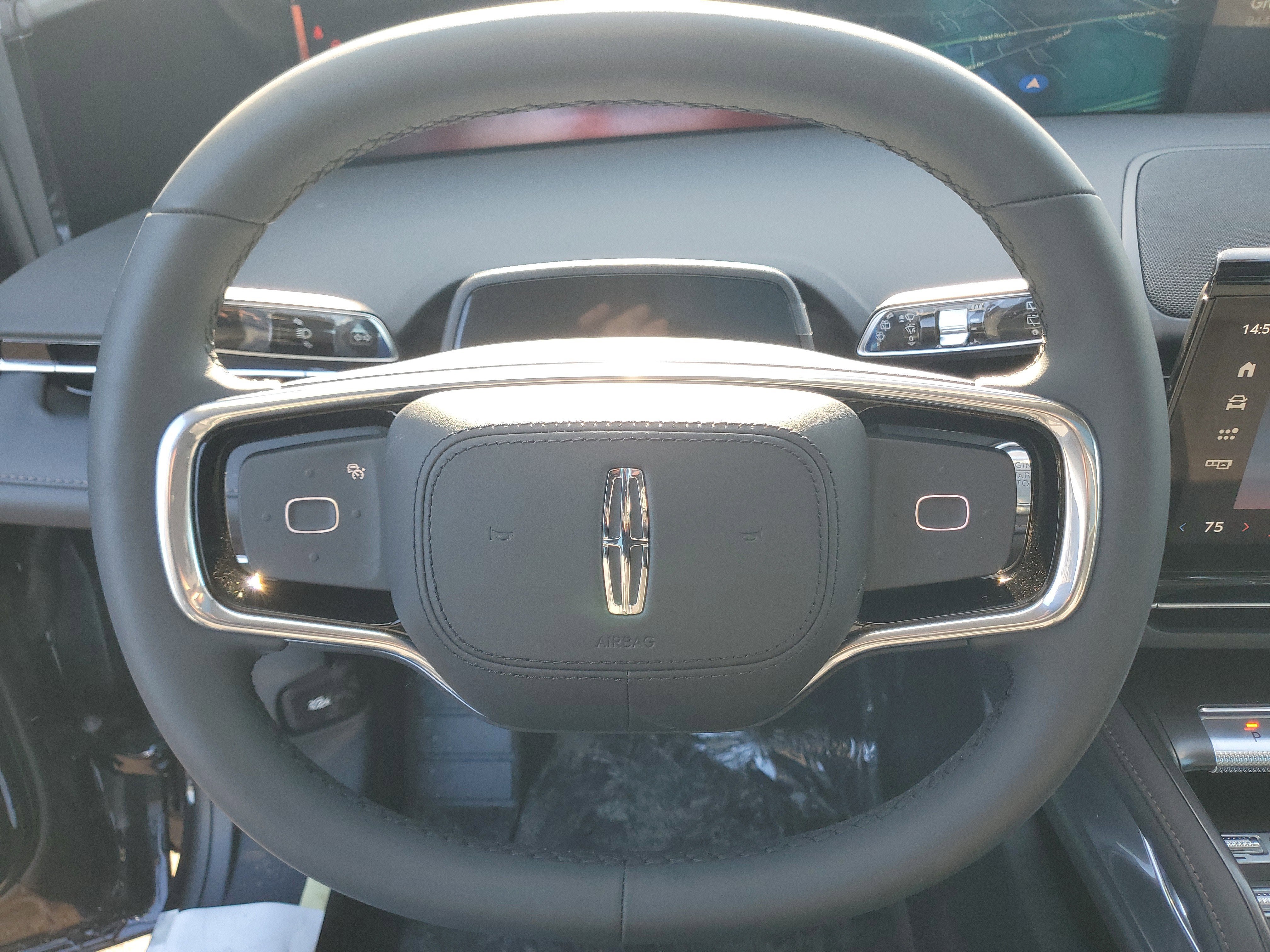 2026 Lincoln Nautilus Reserve Hybrid