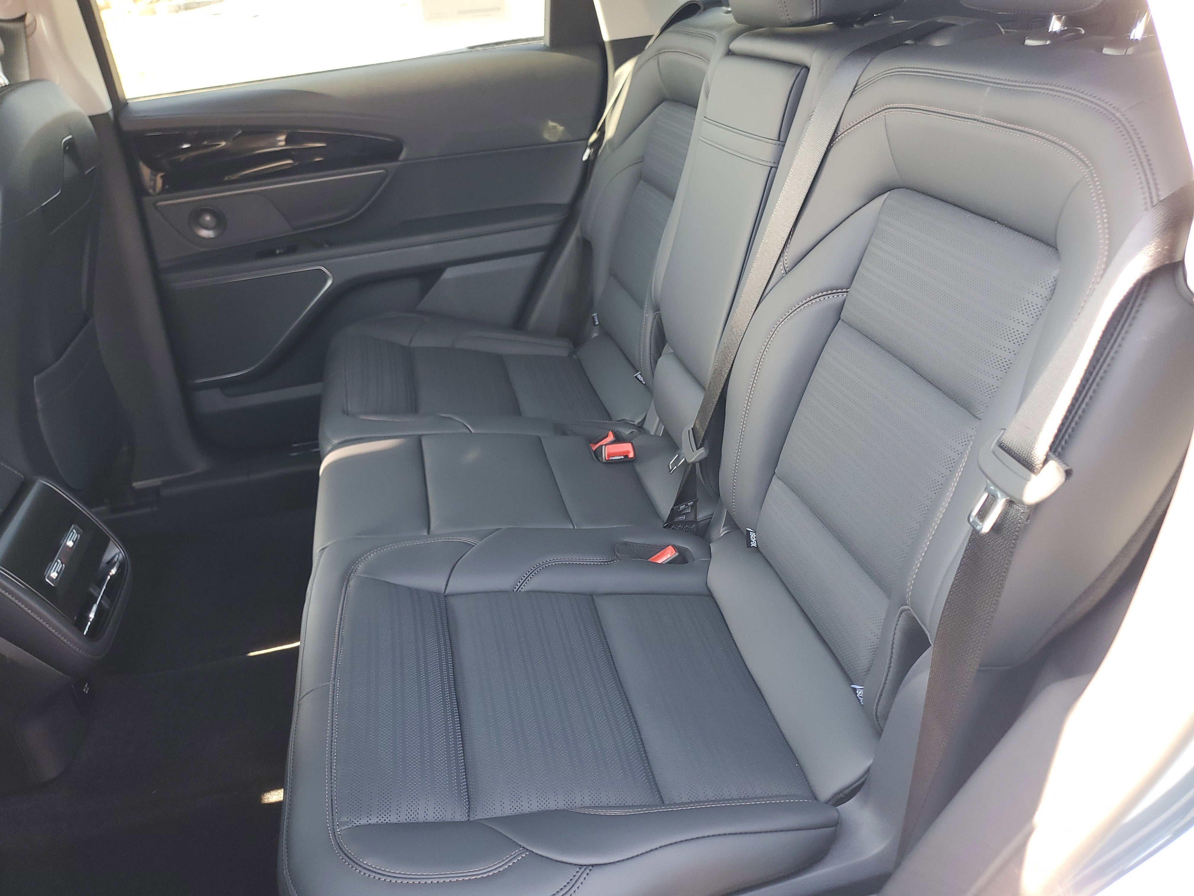 2026 Lincoln Nautilus Reserve Hybrid