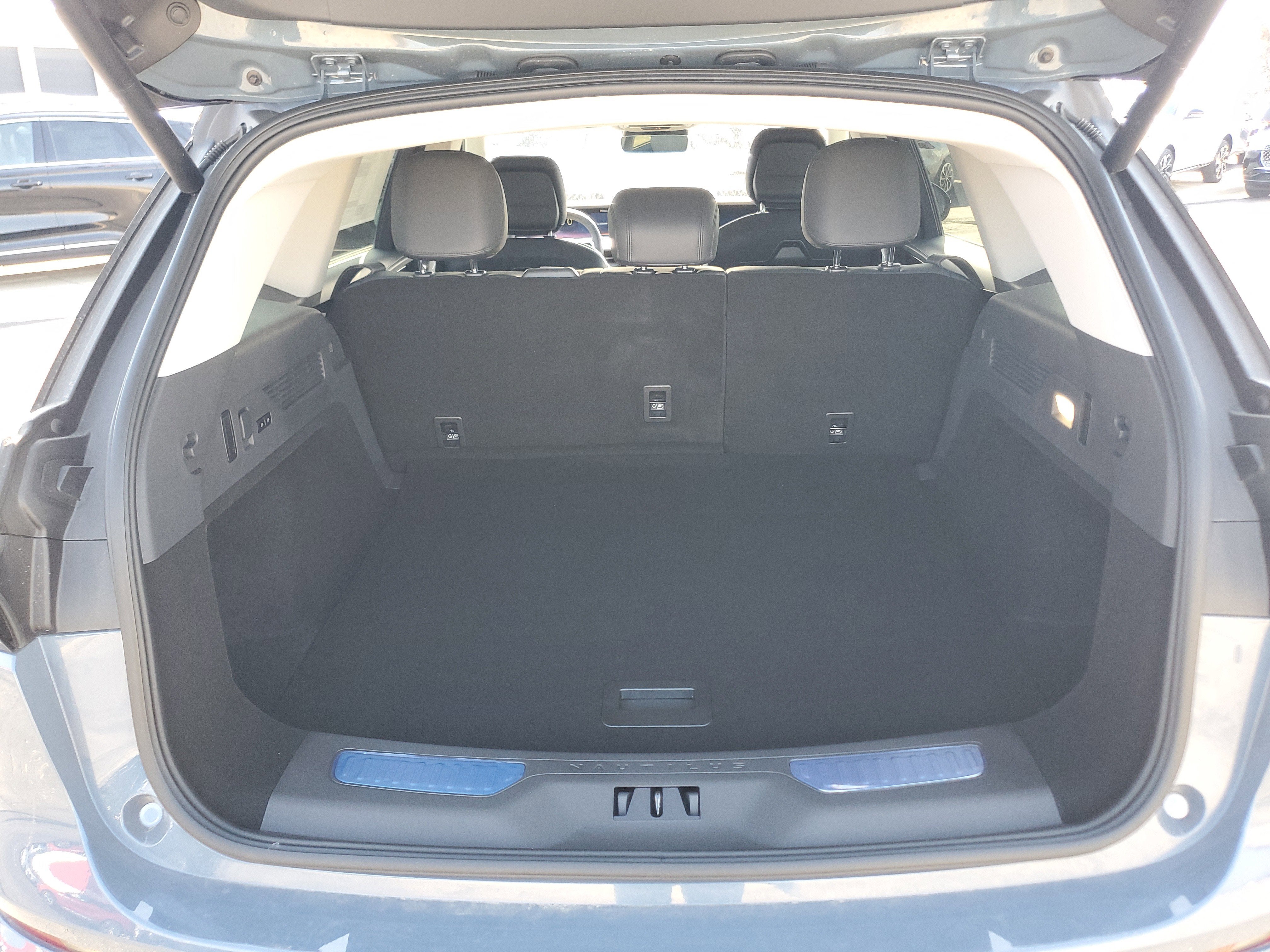 2026 Lincoln Nautilus Reserve Hybrid