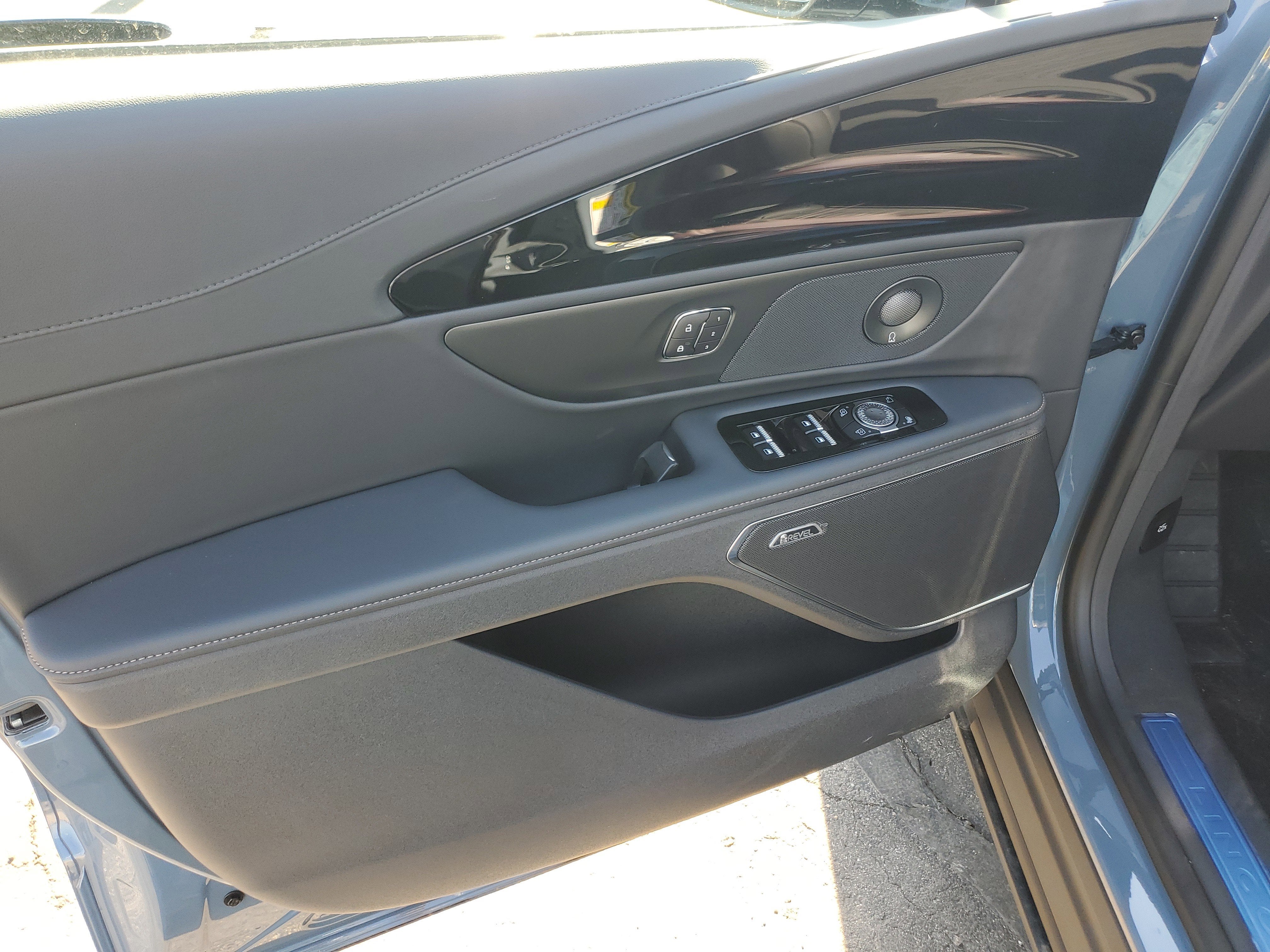 2026 Lincoln Nautilus Reserve Hybrid