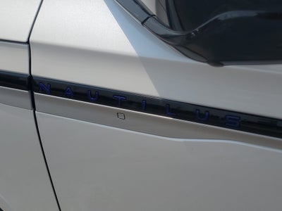 2026 Lincoln Nautilus Reserve Hybrid
