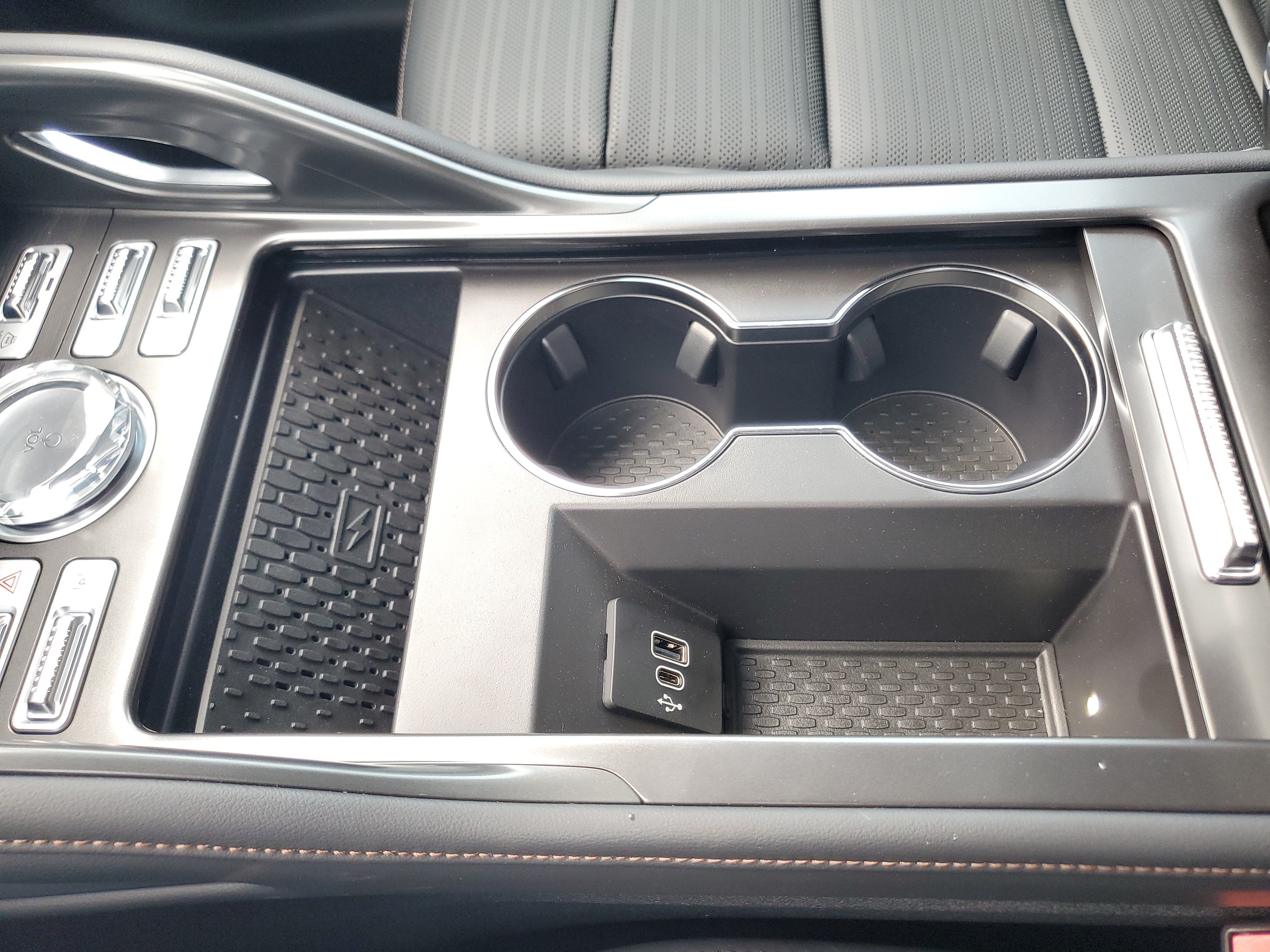 2026 Lincoln Nautilus Reserve Hybrid