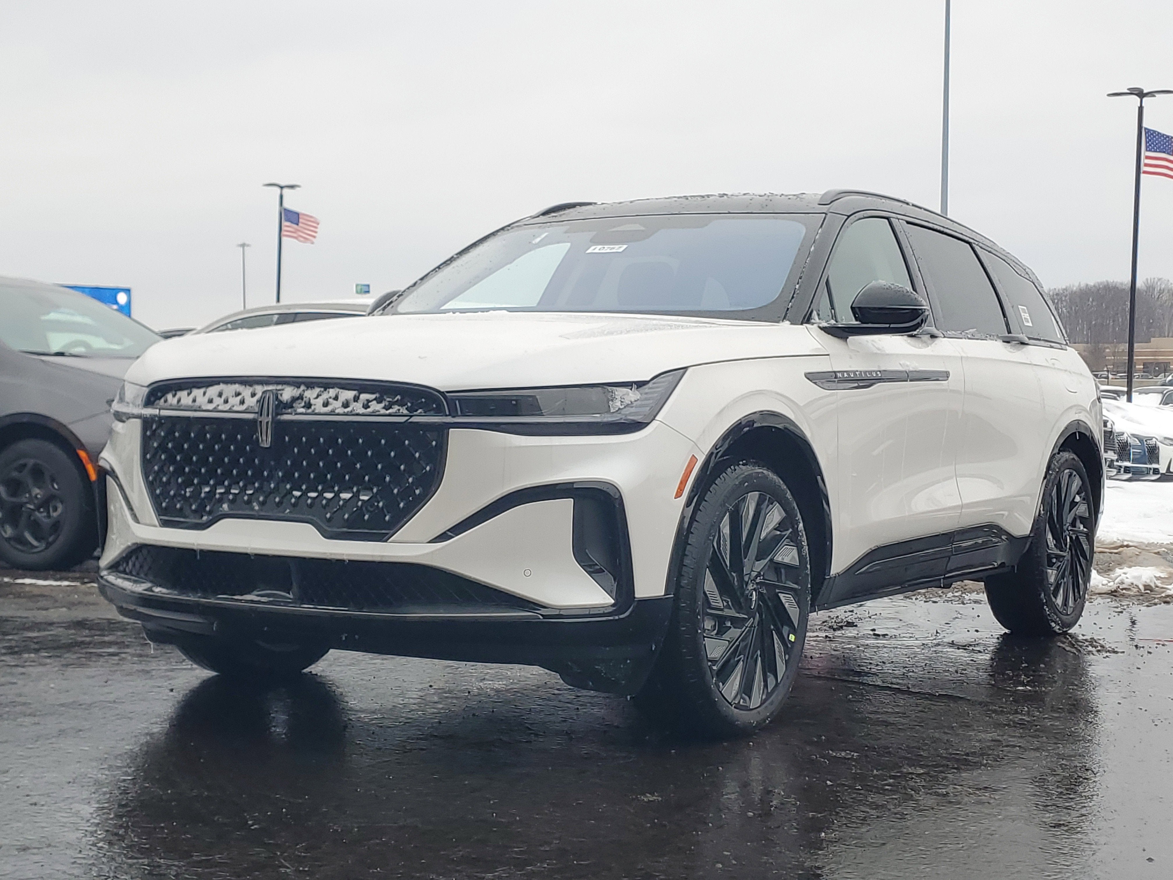 2026 Lincoln Nautilus Reserve Hybrid