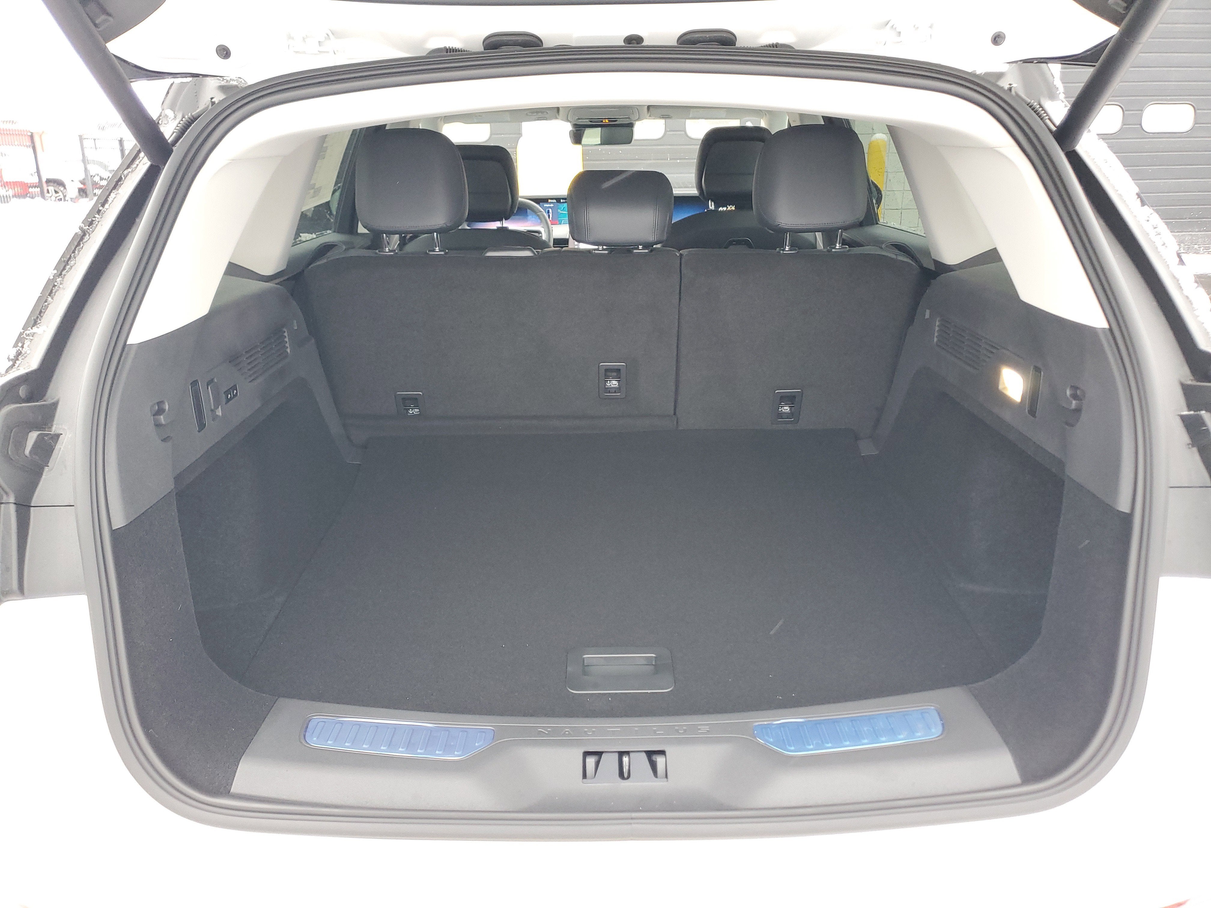 2026 Lincoln Nautilus Reserve Hybrid