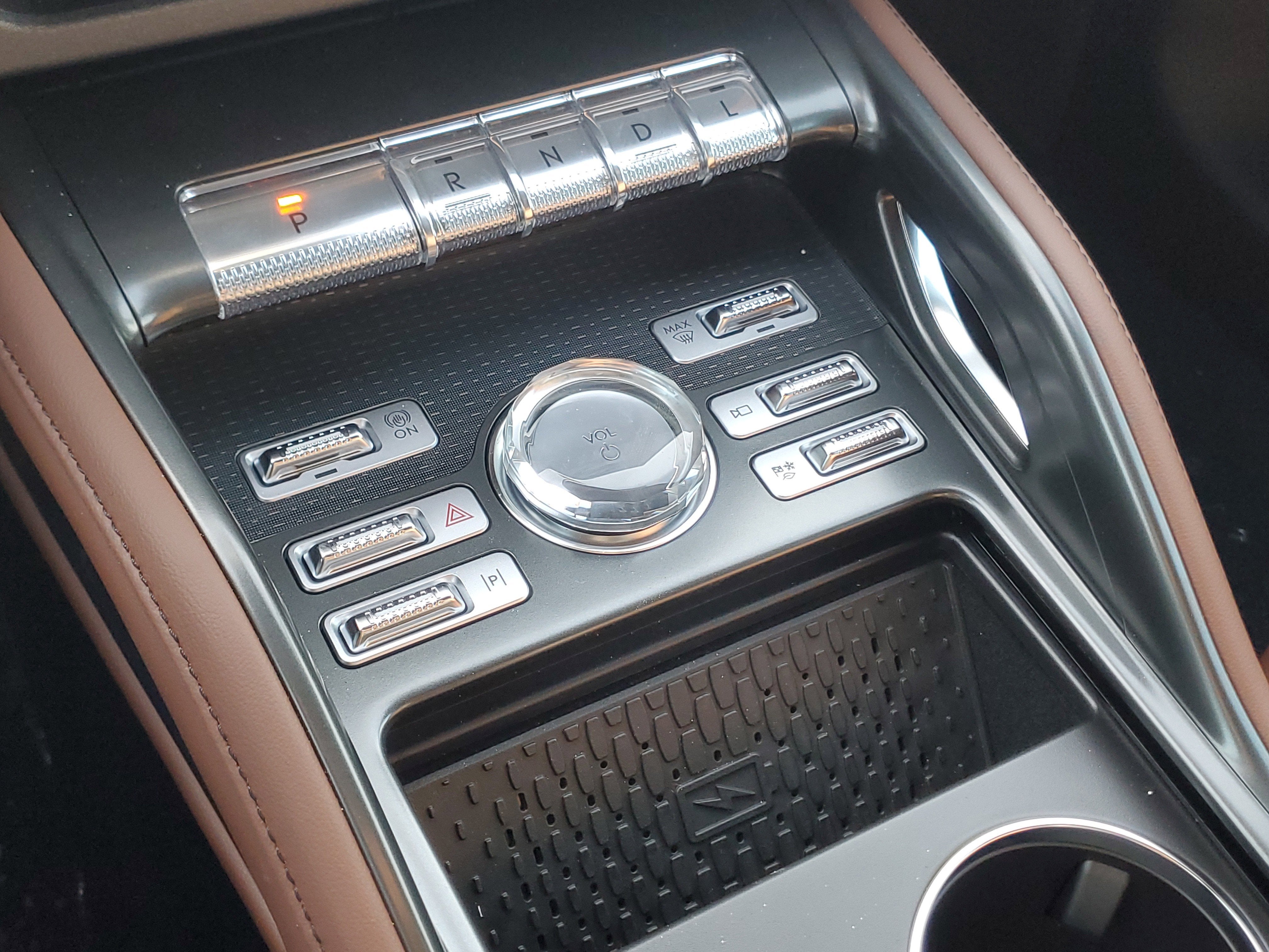 2026 Lincoln Nautilus Reserve Hybrid