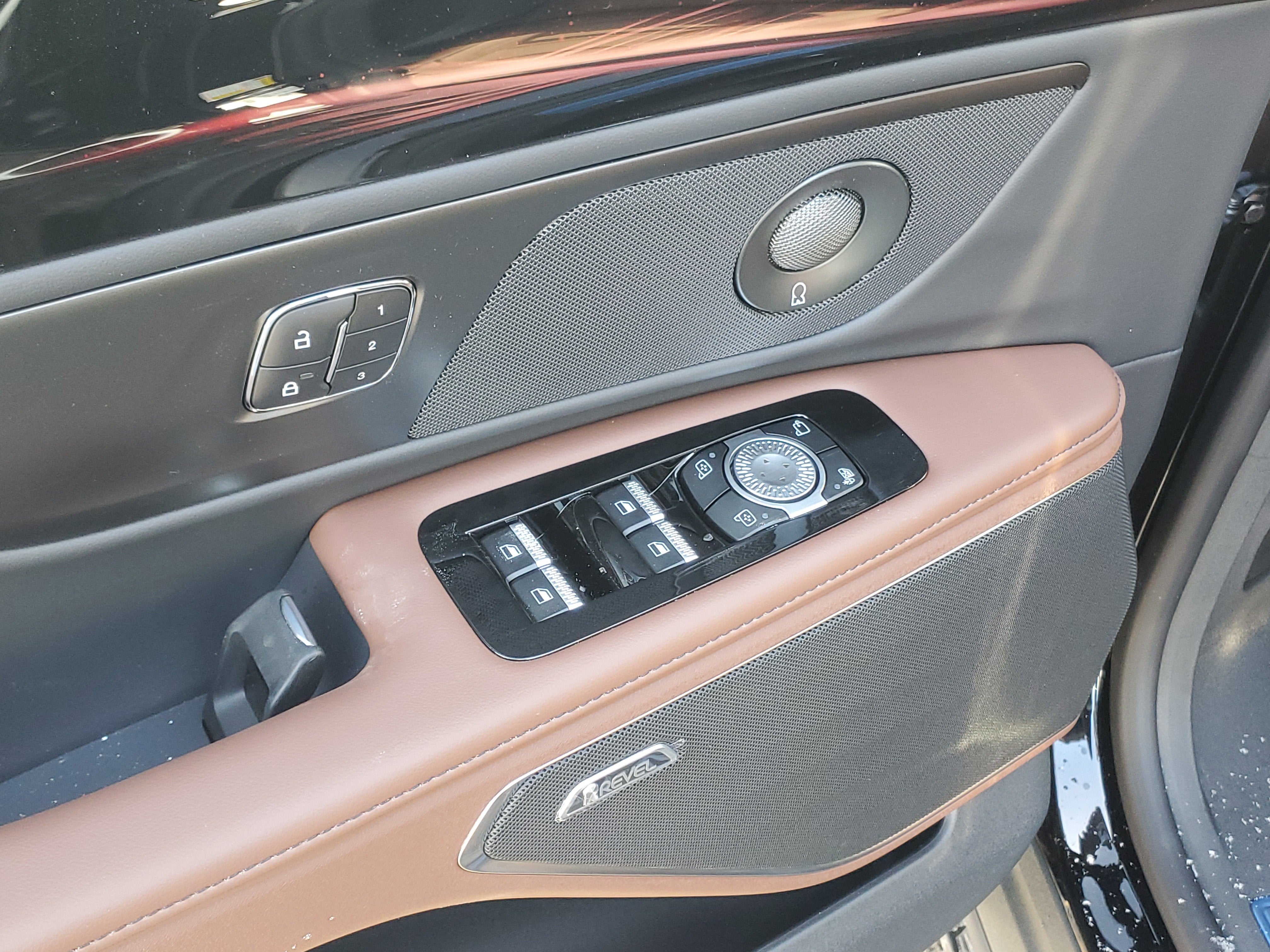 2026 Lincoln Nautilus Reserve Hybrid