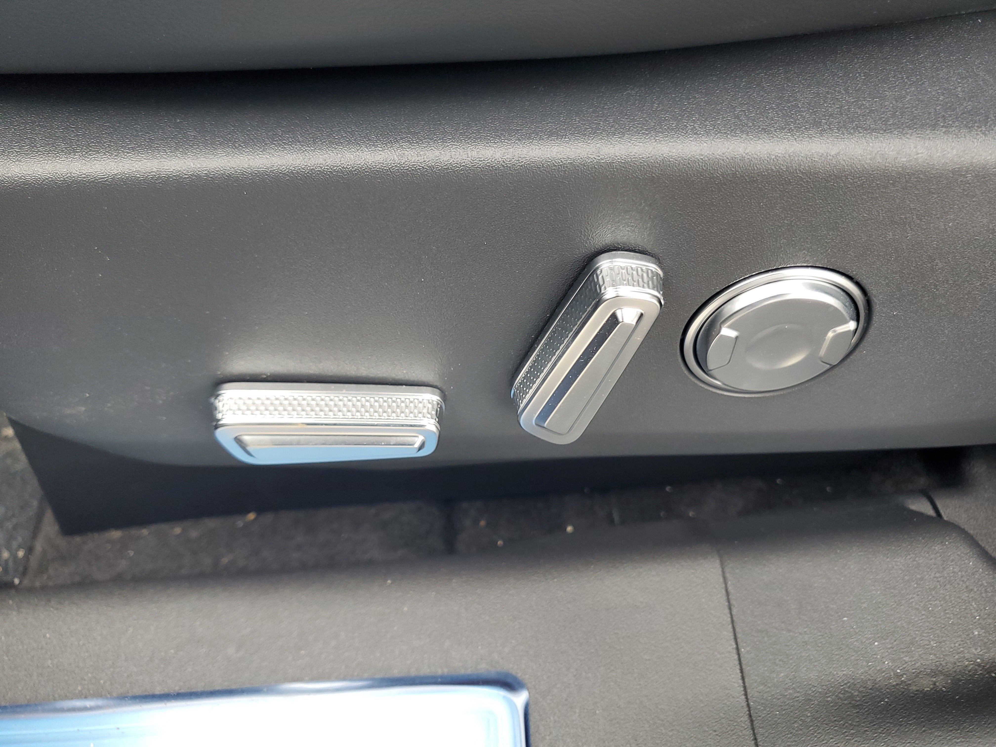 2026 Lincoln Nautilus Reserve Hybrid