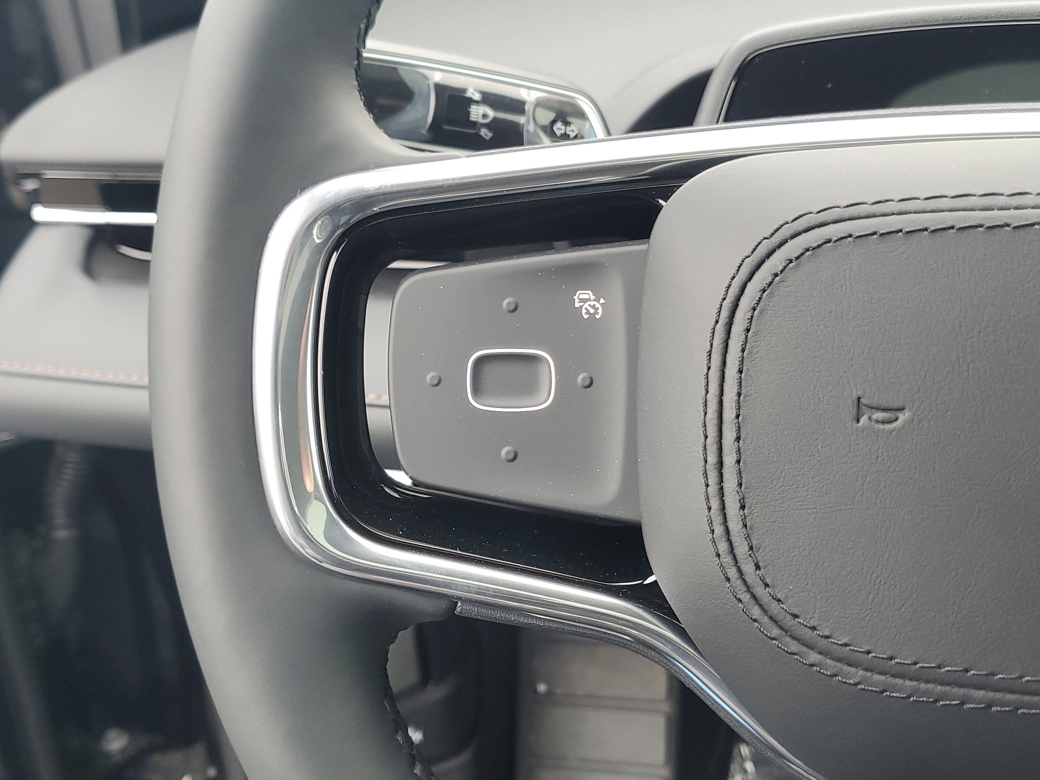 2026 Lincoln Nautilus Reserve Hybrid