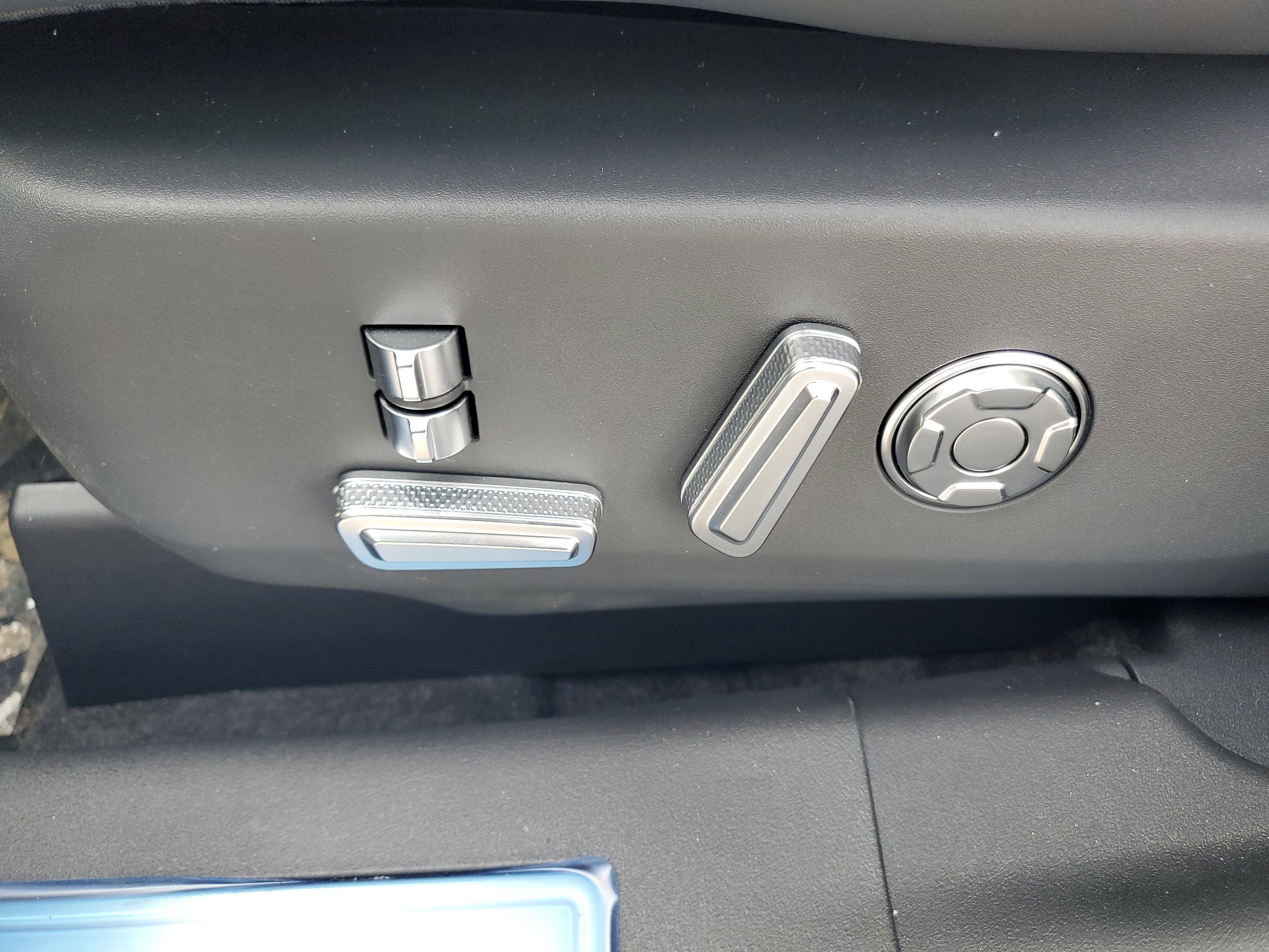 2026 Lincoln Nautilus Reserve Hybrid