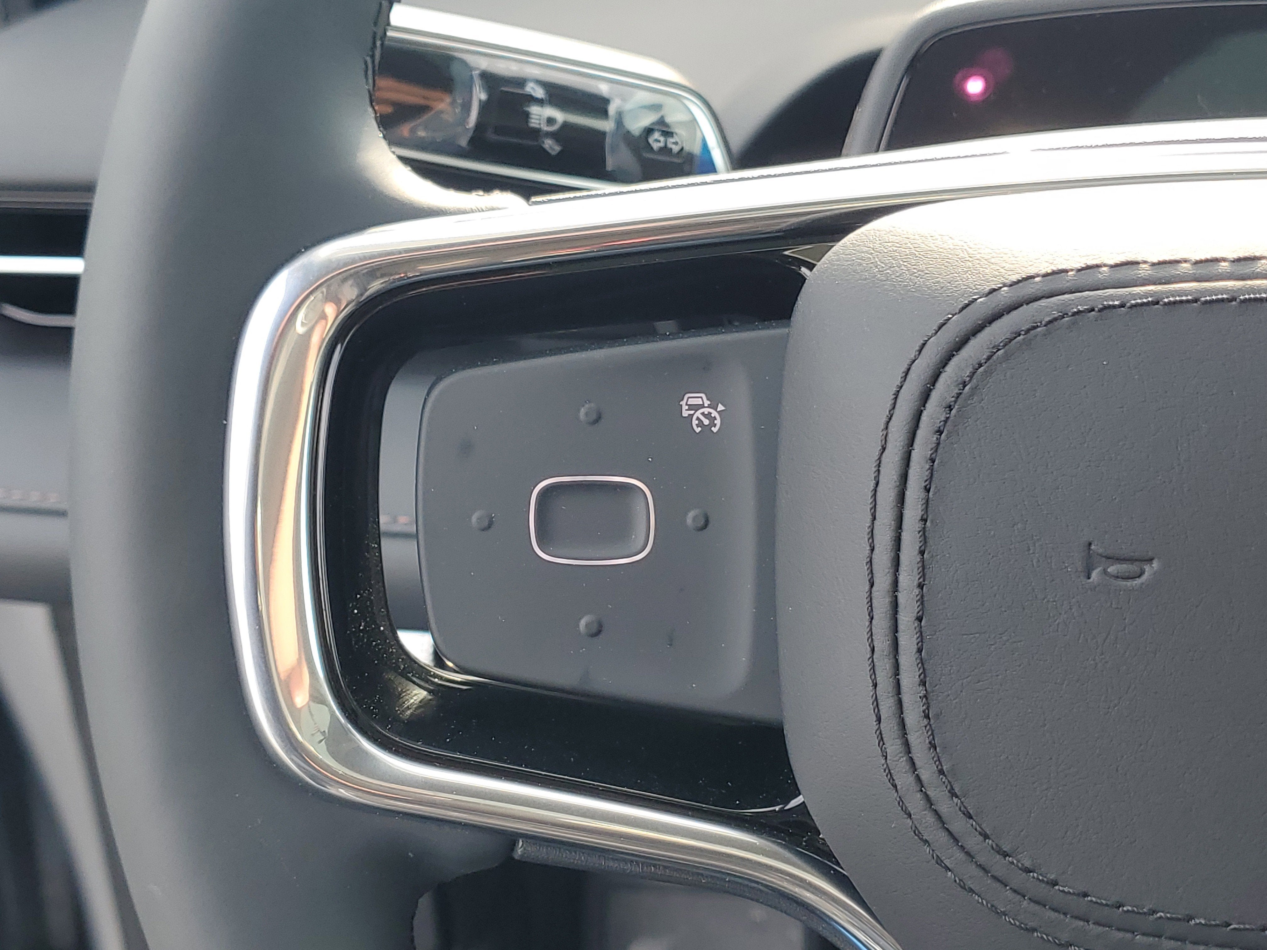 2026 Lincoln Nautilus Reserve Hybrid