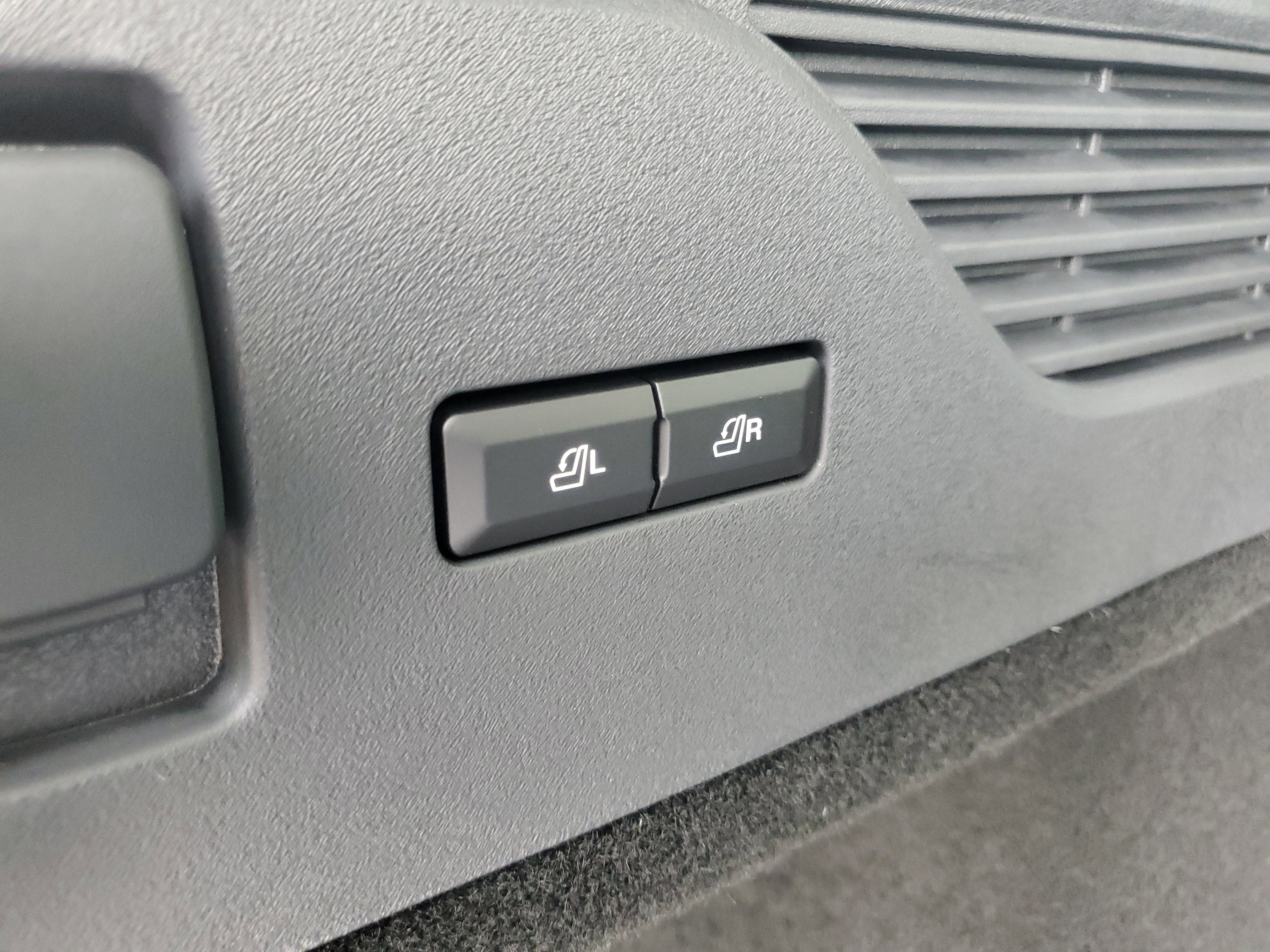 2026 Lincoln Nautilus Reserve Hybrid