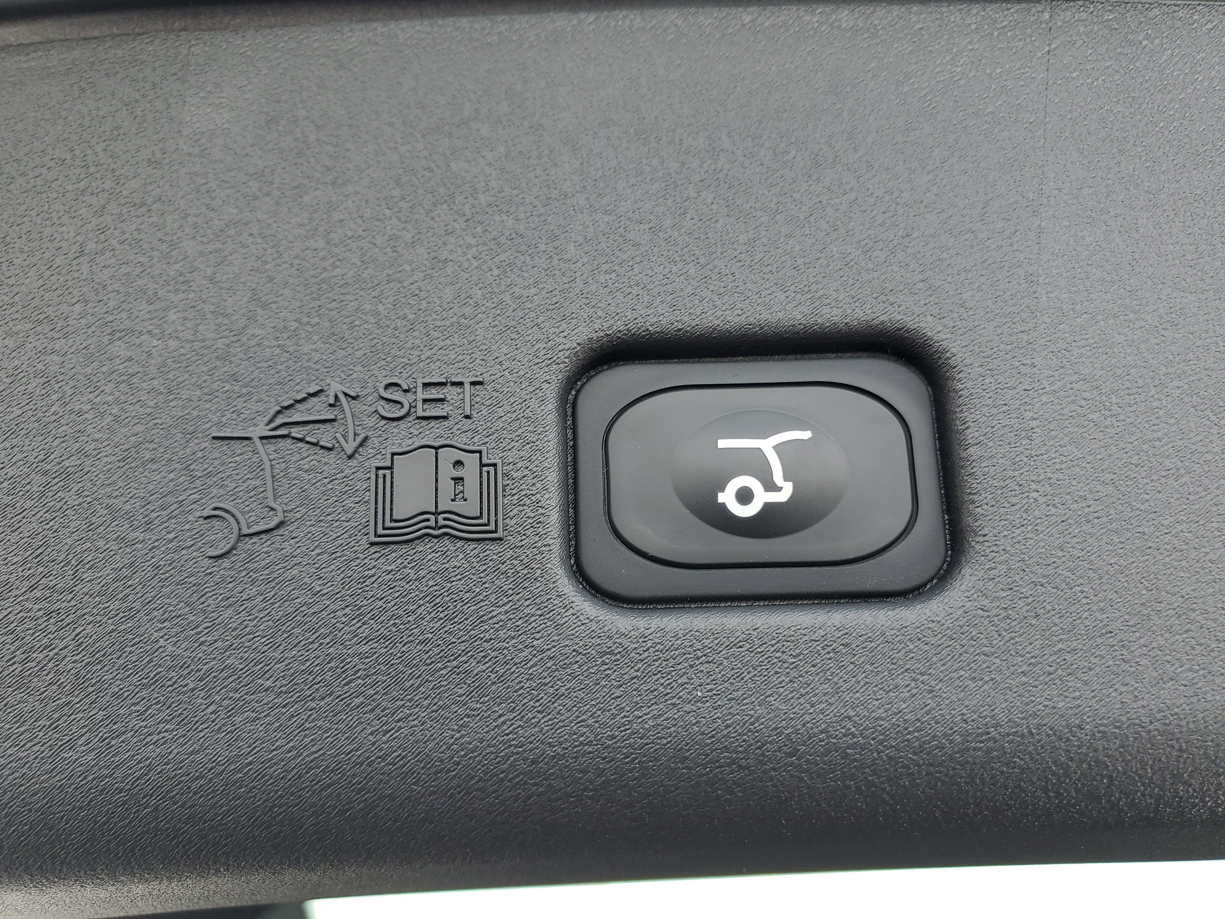 2026 Lincoln Nautilus Reserve Hybrid