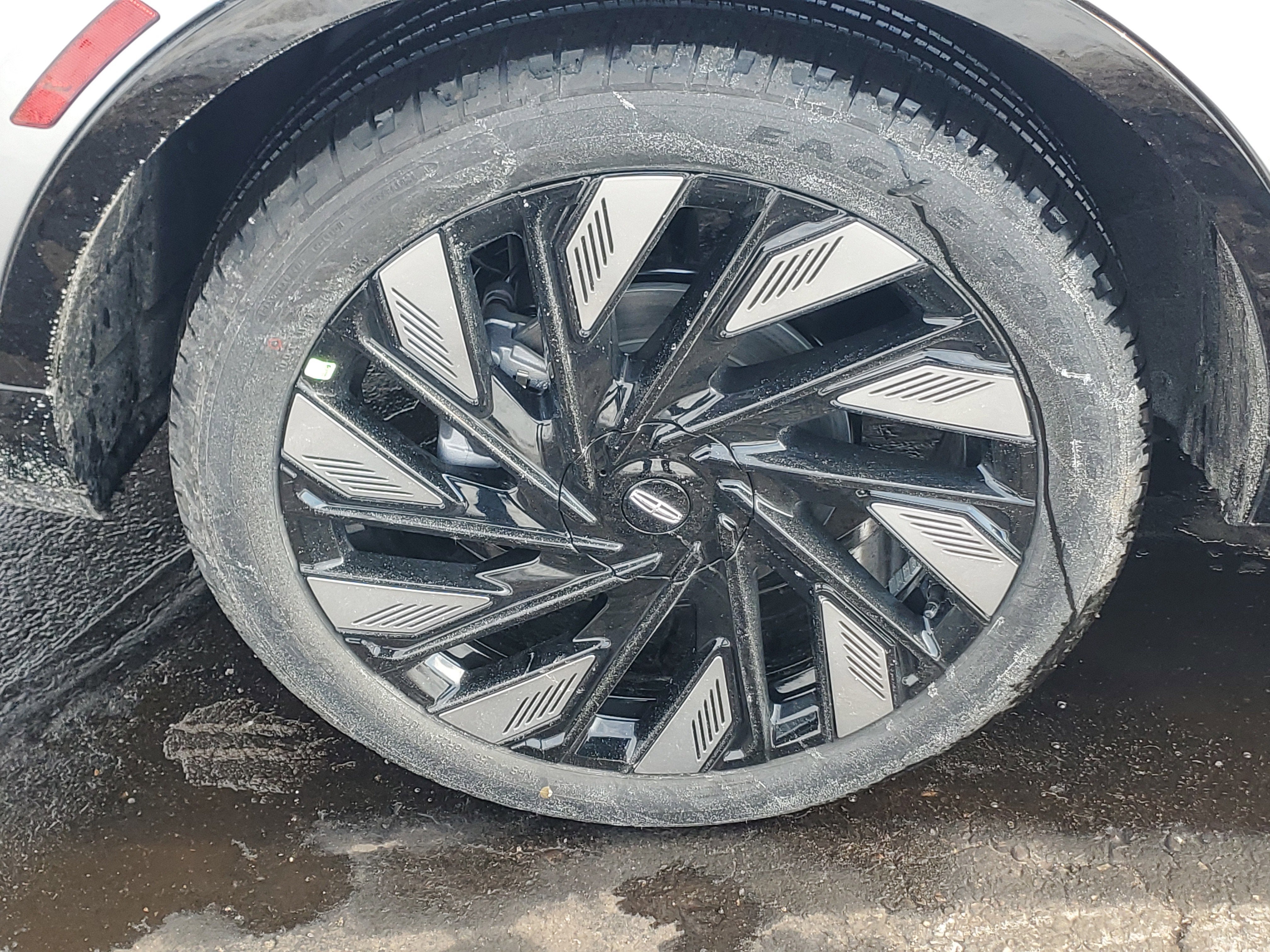 2026 Lincoln Nautilus Reserve Hybrid