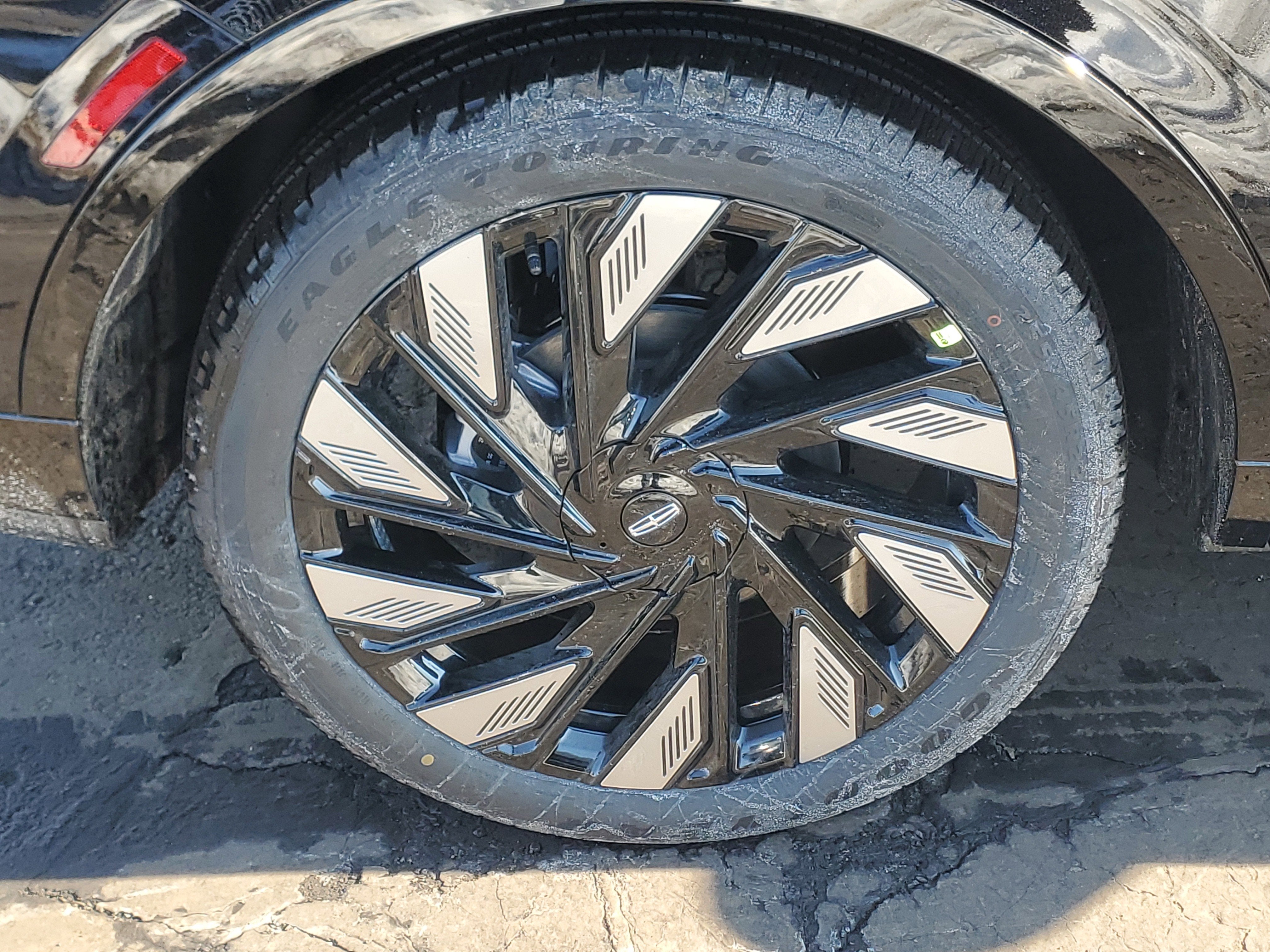 2026 Lincoln Nautilus Reserve Hybrid