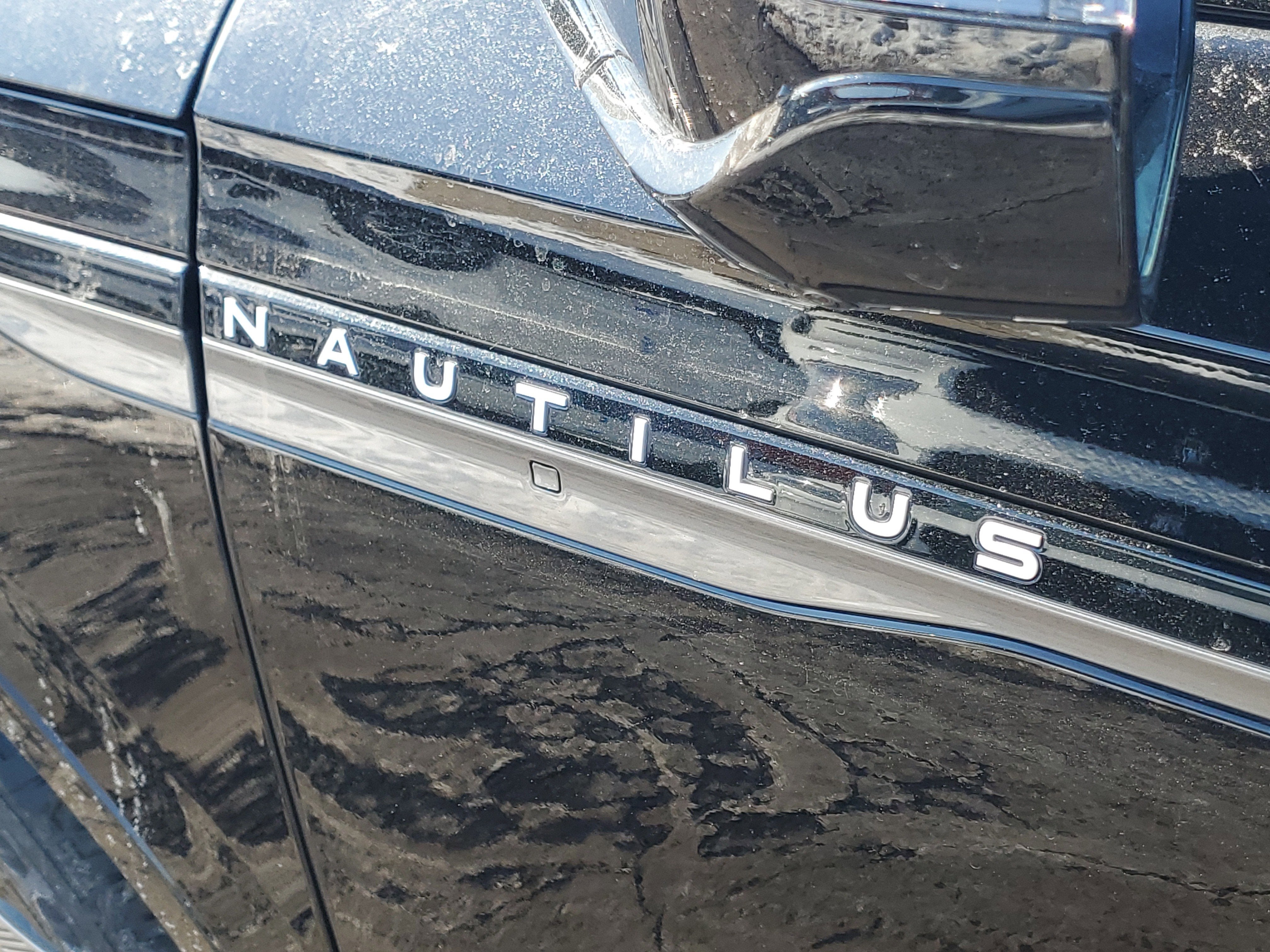 2026 Lincoln Nautilus Reserve Hybrid