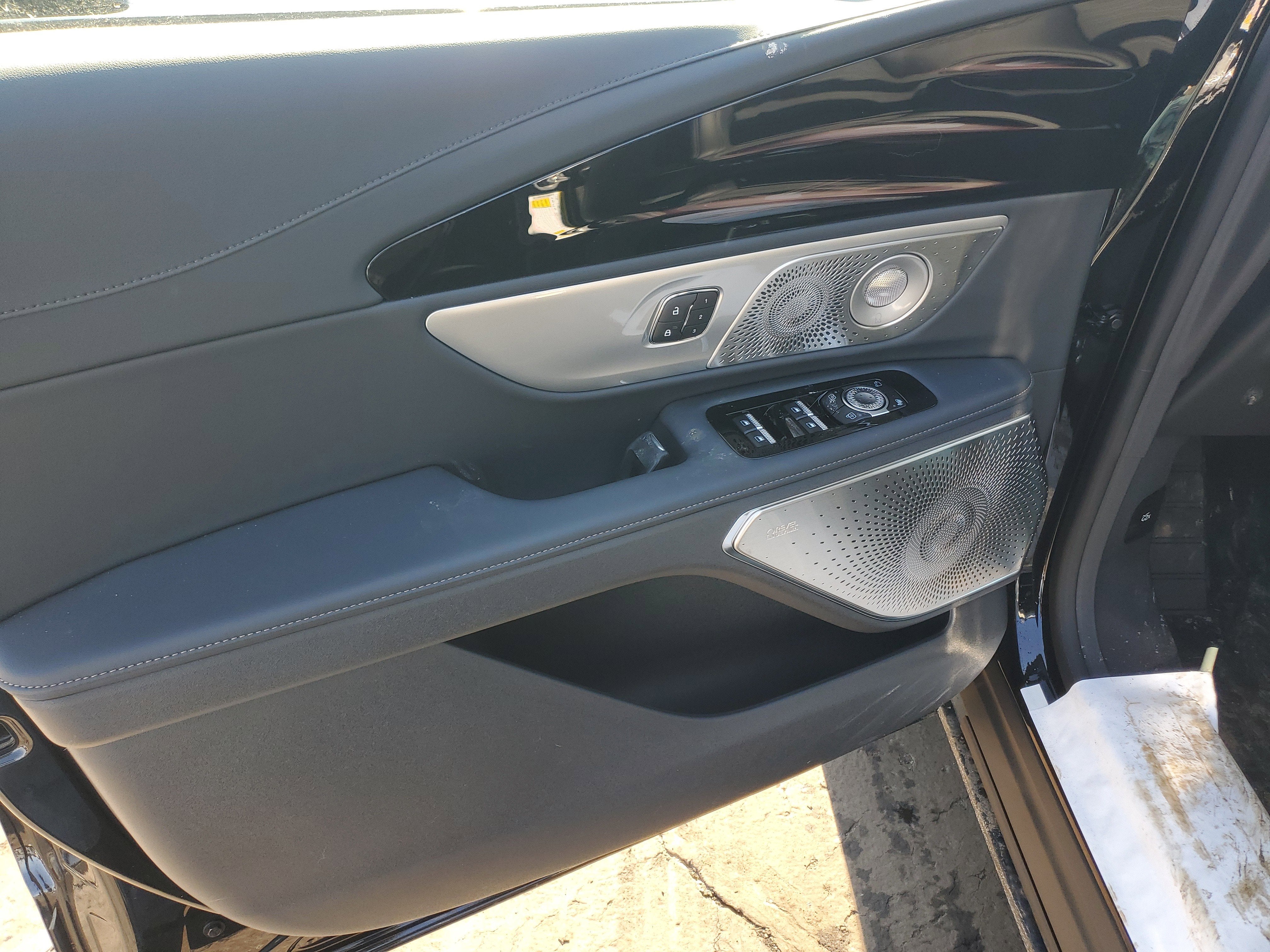 2026 Lincoln Nautilus Reserve Hybrid