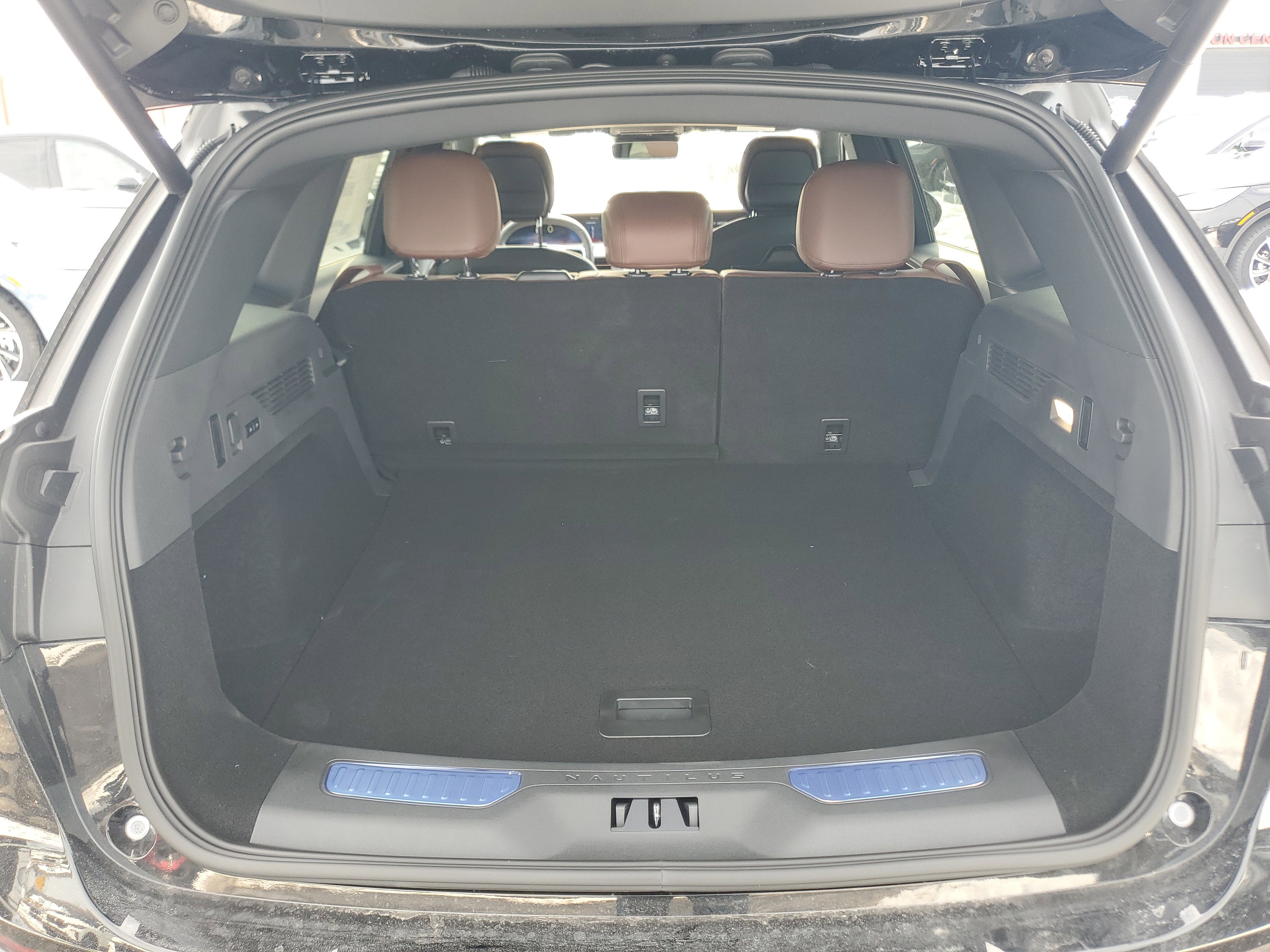 2026 Lincoln Nautilus Reserve Hybrid