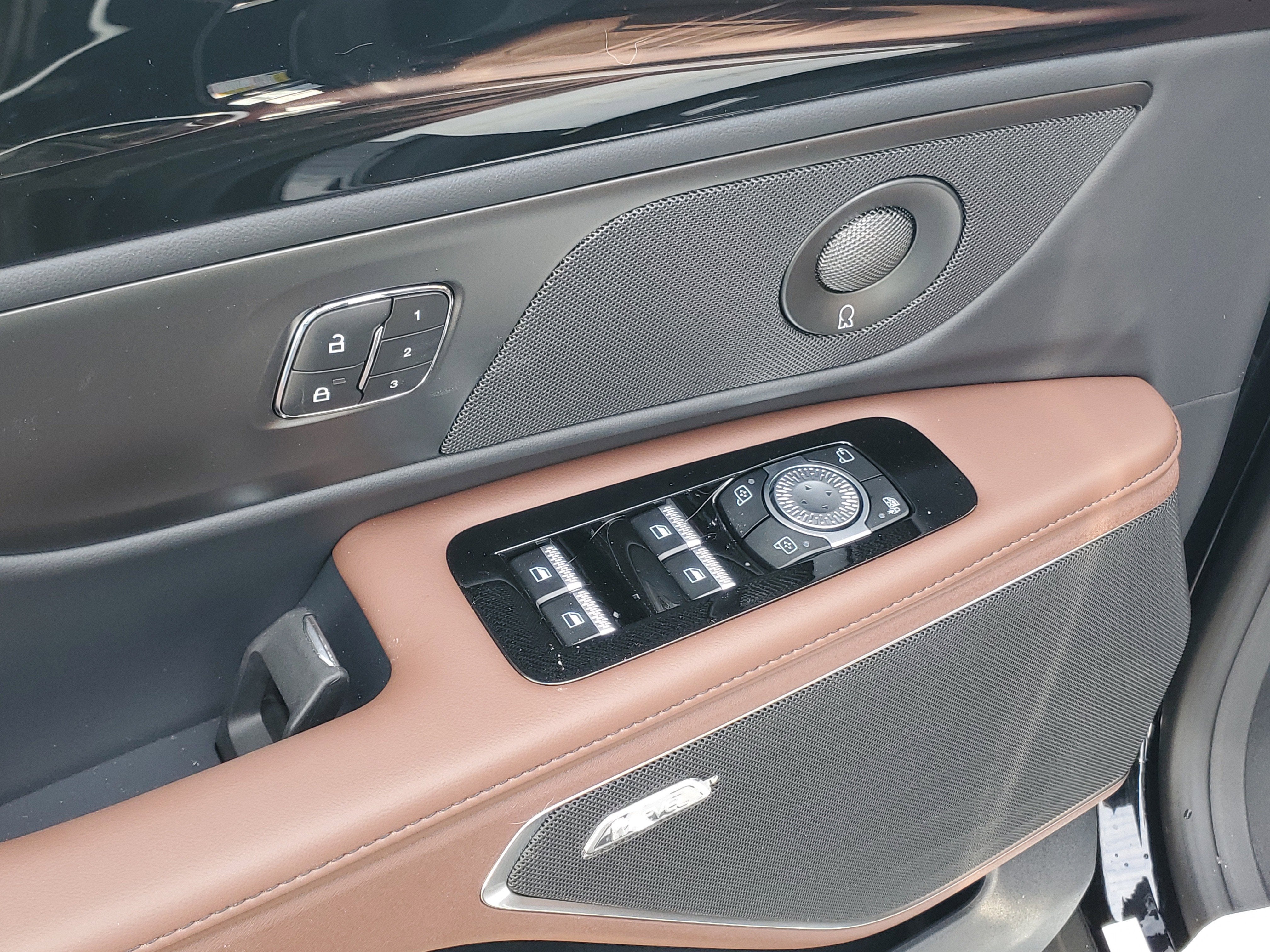 2026 Lincoln Nautilus Reserve Hybrid