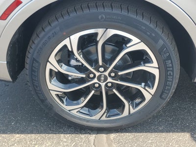 2026 Lincoln Nautilus Reserve Hybrid