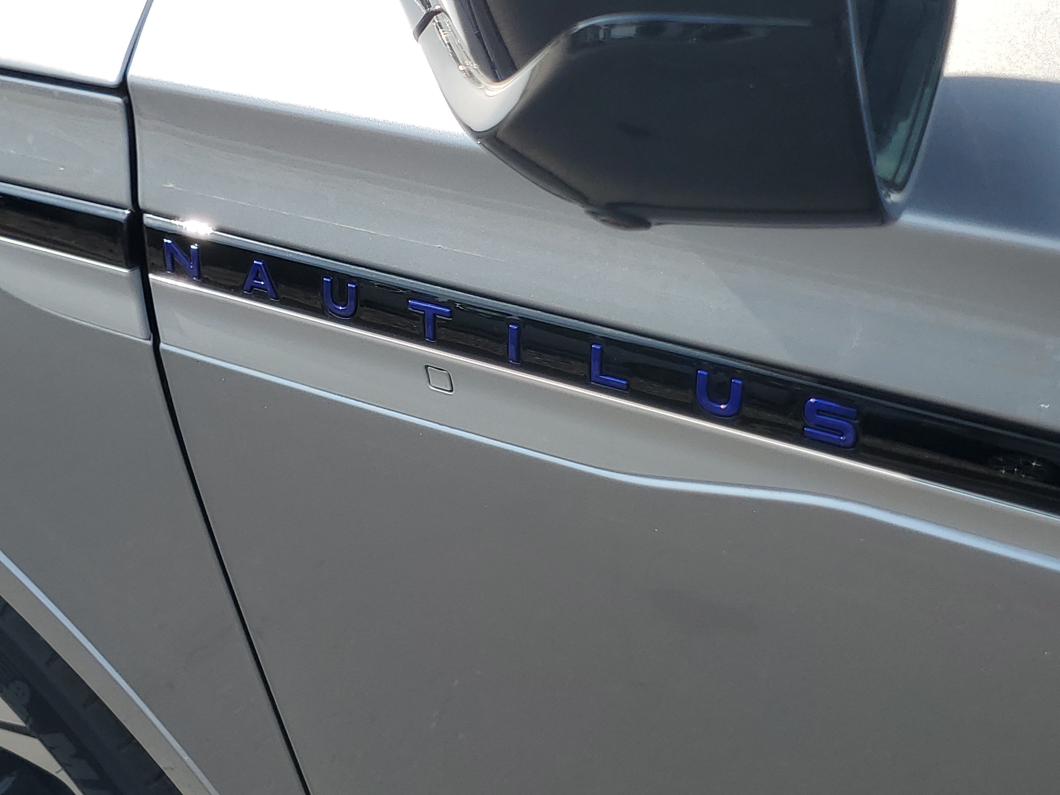 2026 Lincoln Nautilus Reserve Hybrid