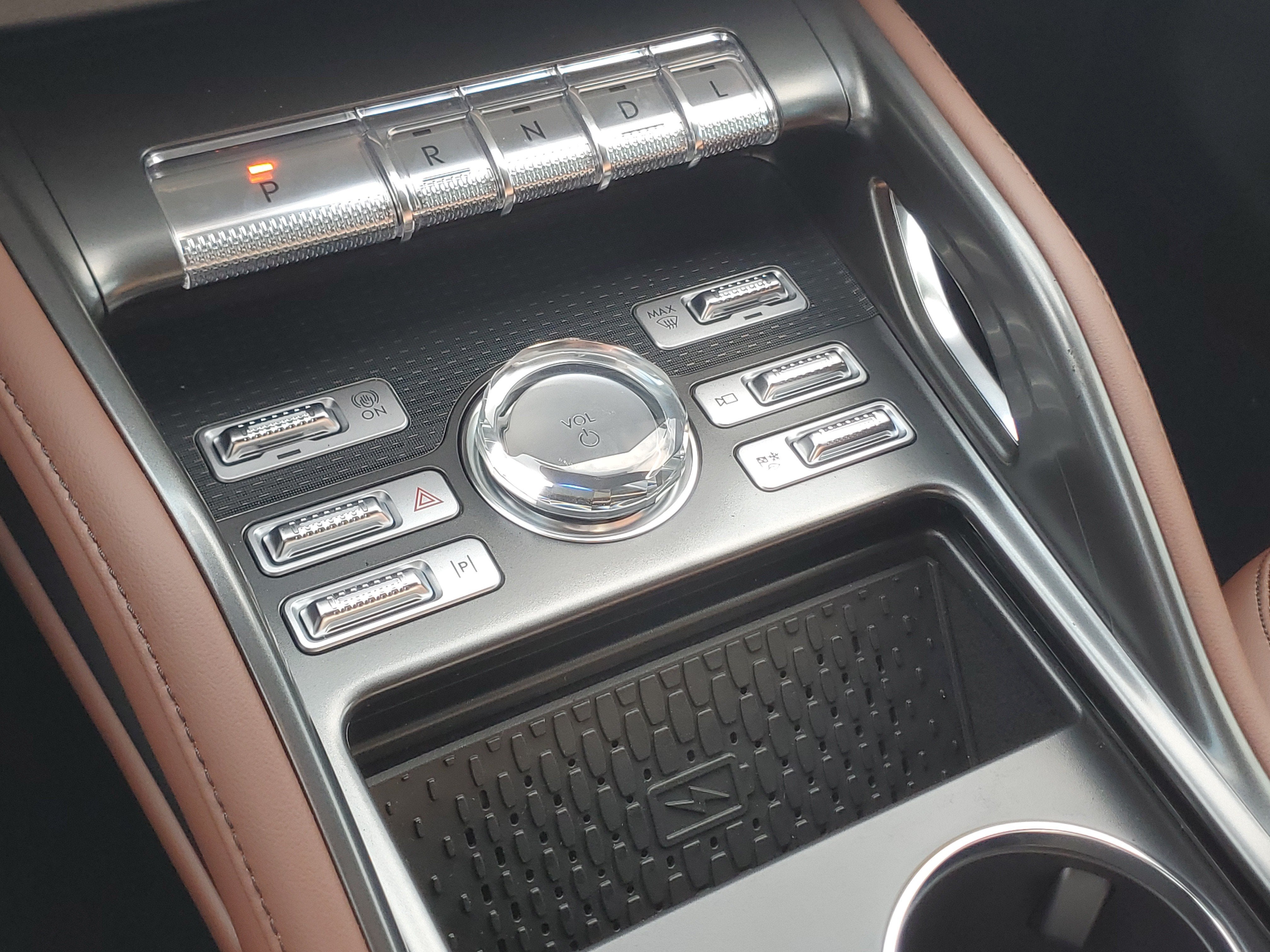 2026 Lincoln Nautilus Reserve Hybrid