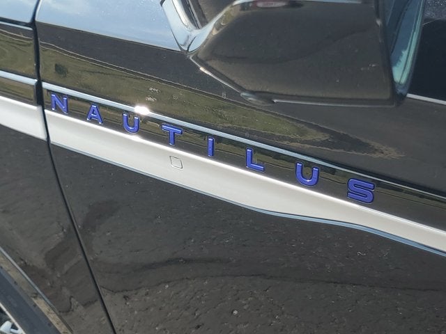 2026 Lincoln Nautilus Reserve Hybrid