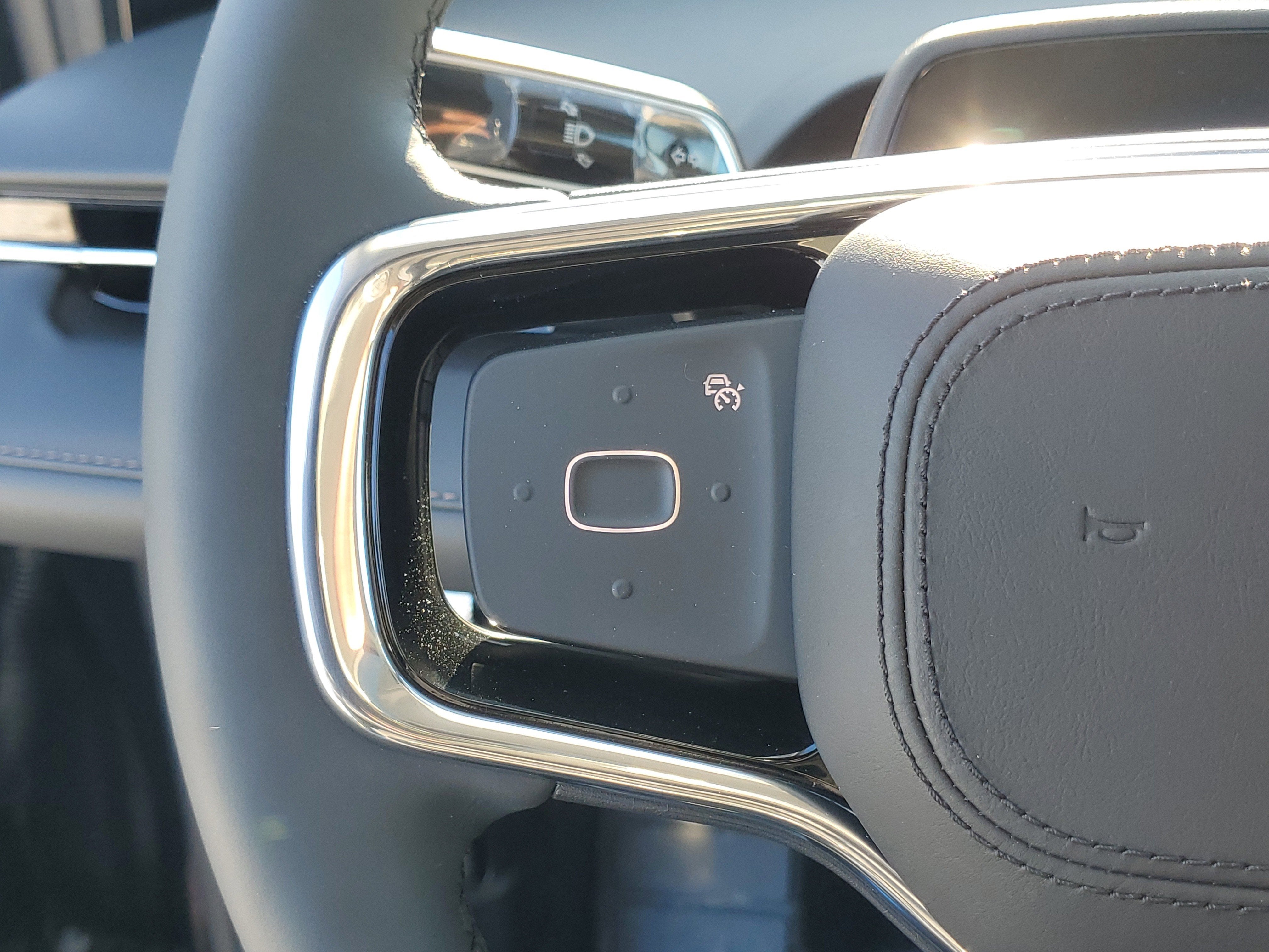 2026 Lincoln Nautilus Reserve Hybrid