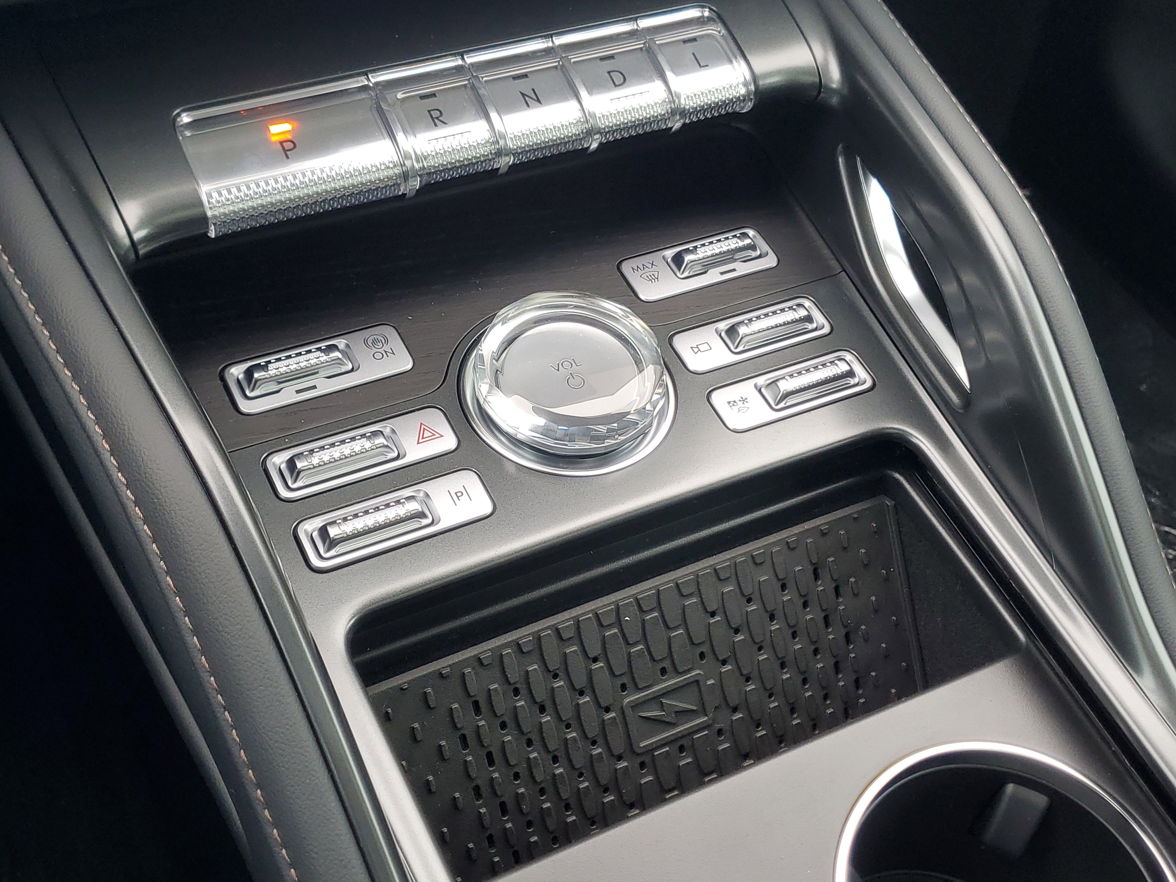 2026 Lincoln Nautilus Reserve Hybrid