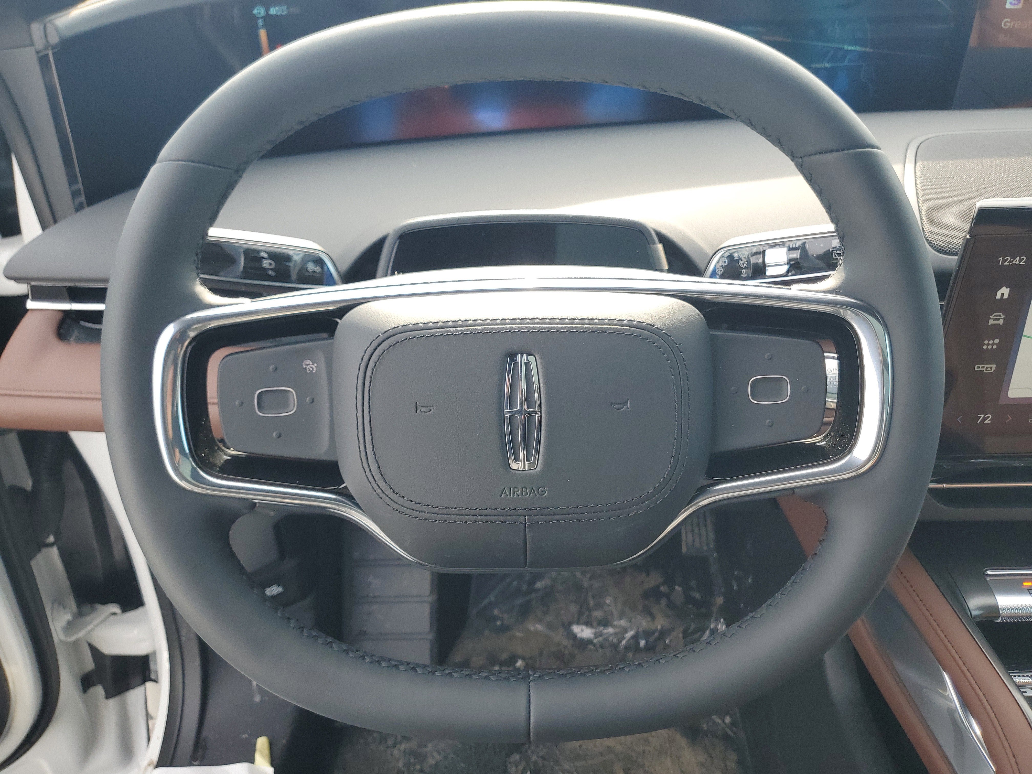 2026 Lincoln Nautilus Reserve Hybrid