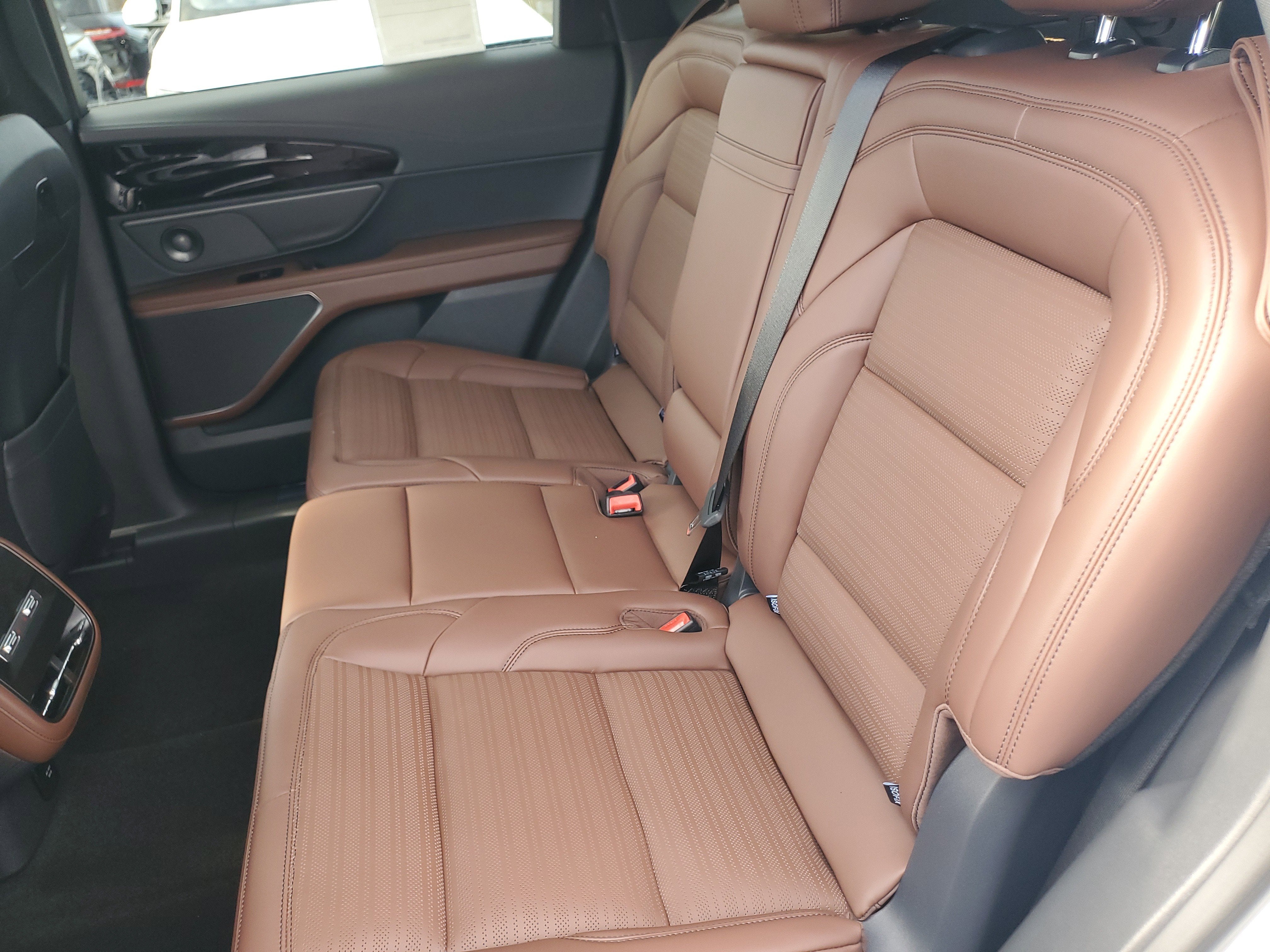 2026 Lincoln Nautilus Reserve Hybrid