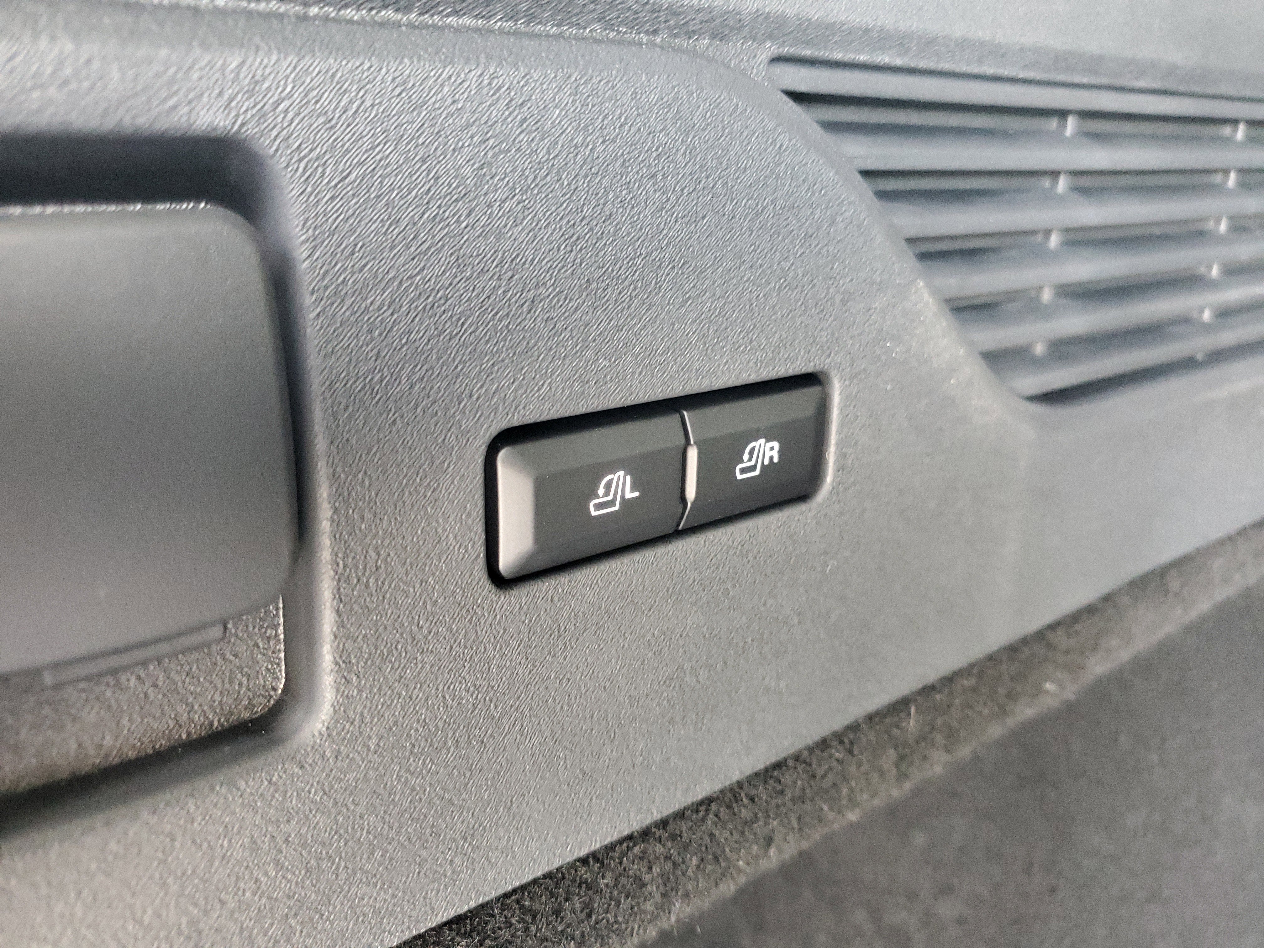 2026 Lincoln Nautilus Reserve Hybrid