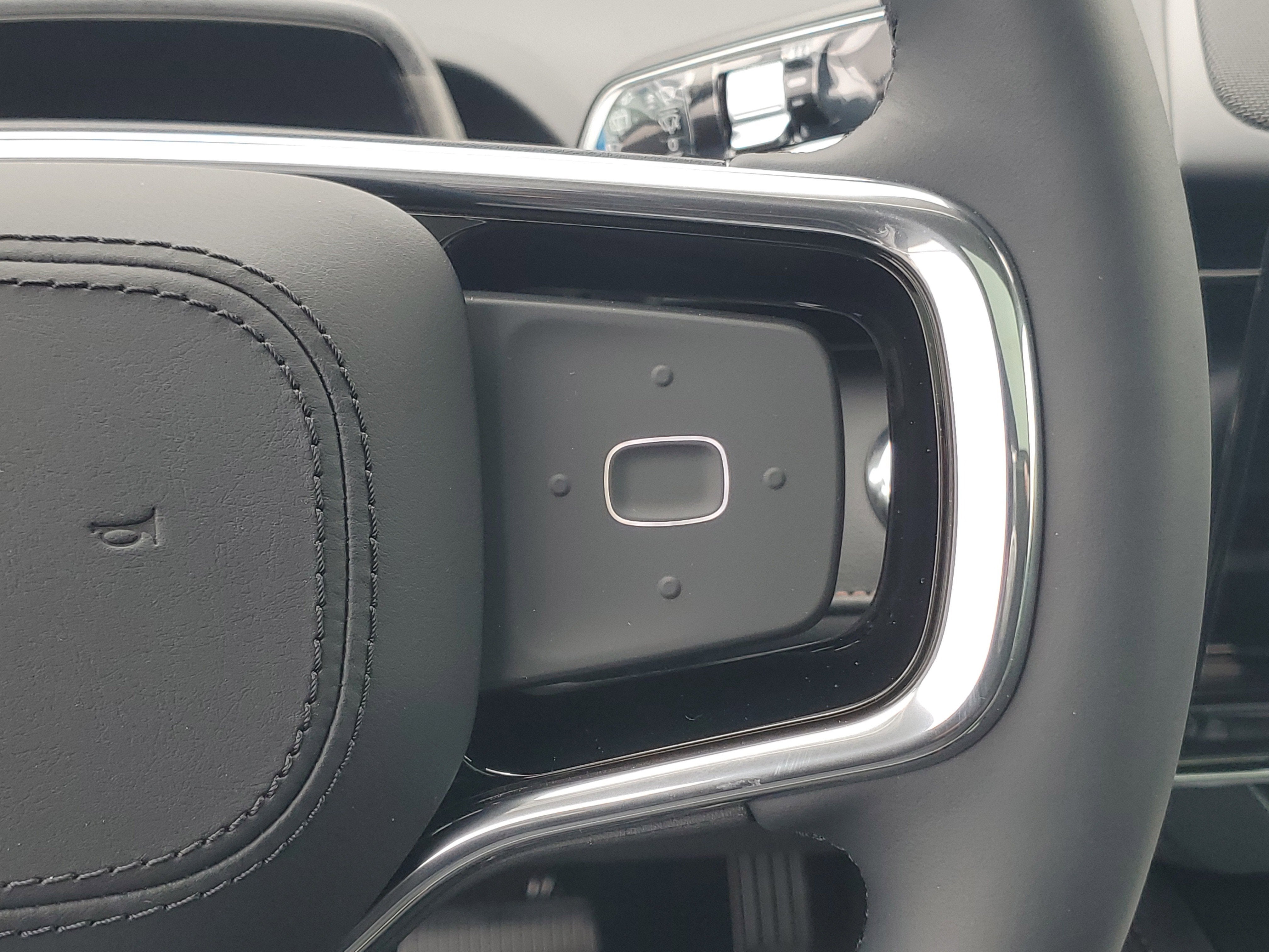 2026 Lincoln Nautilus Reserve Hybrid