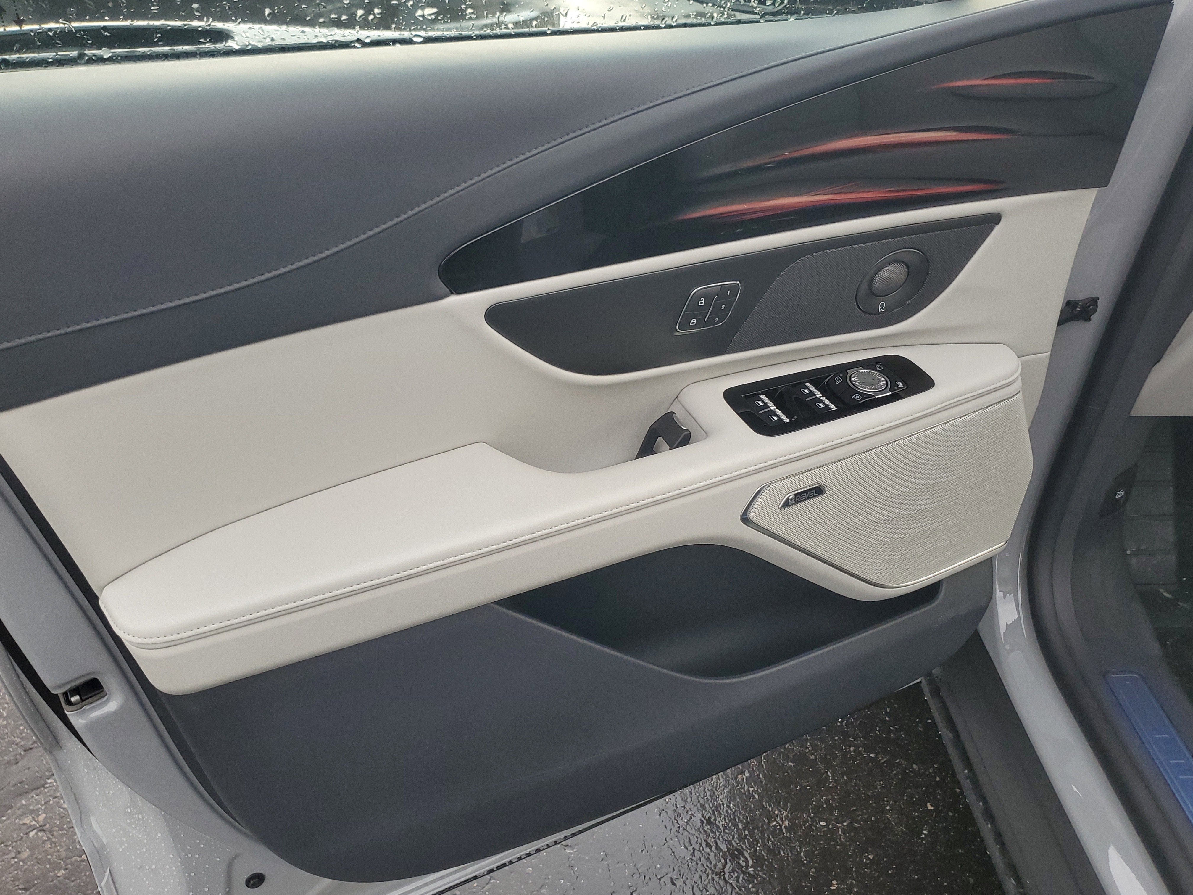 2026 Lincoln Nautilus Reserve Hybrid