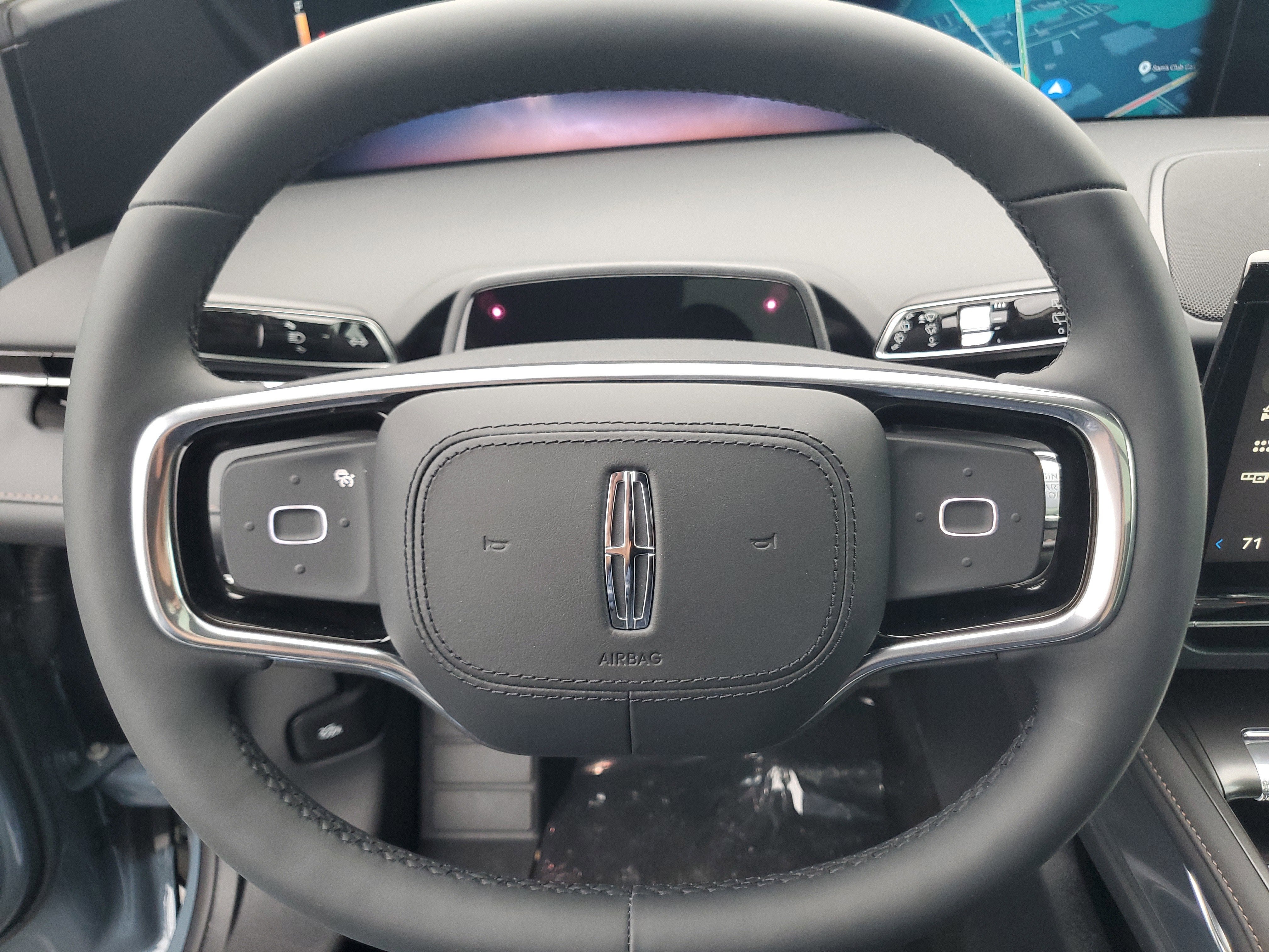 2026 Lincoln Nautilus Reserve Hybrid
