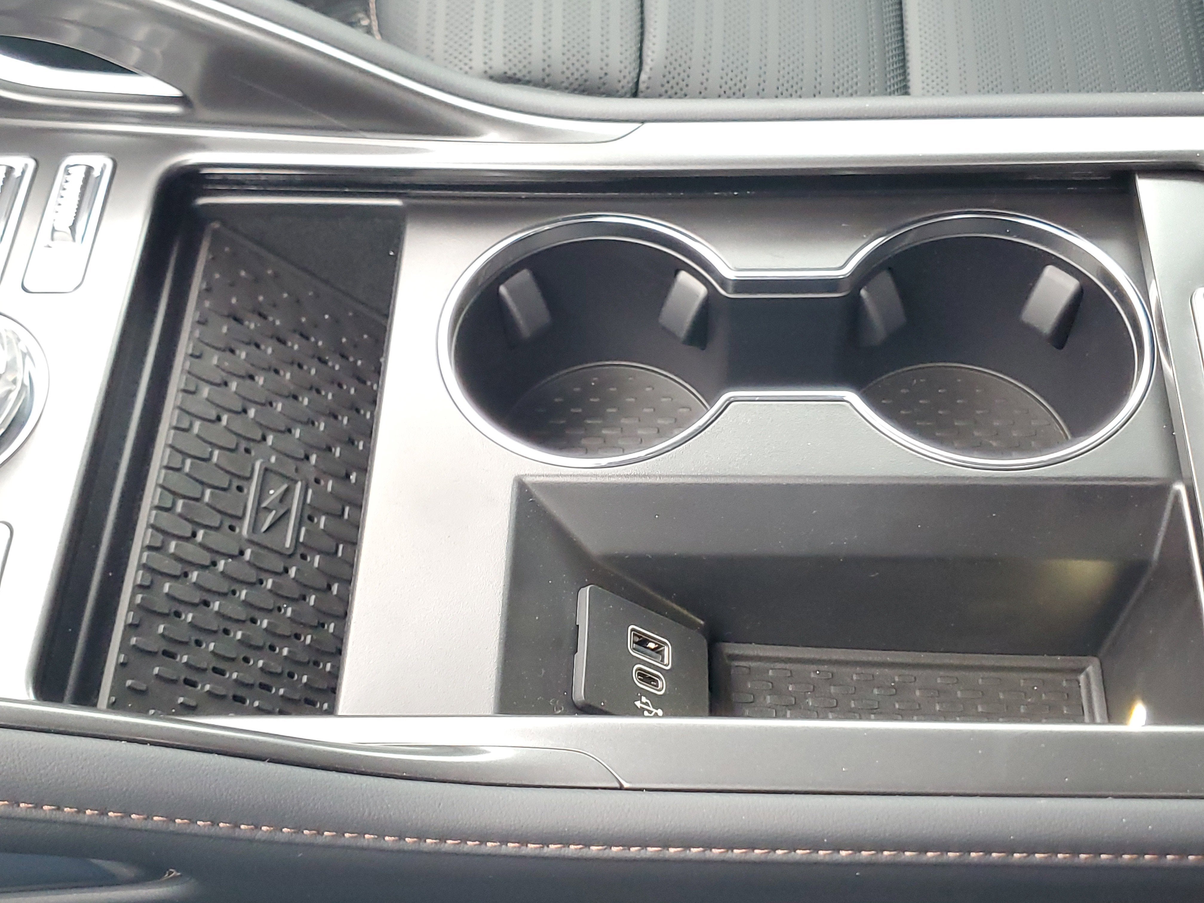 2026 Lincoln Nautilus Reserve Hybrid