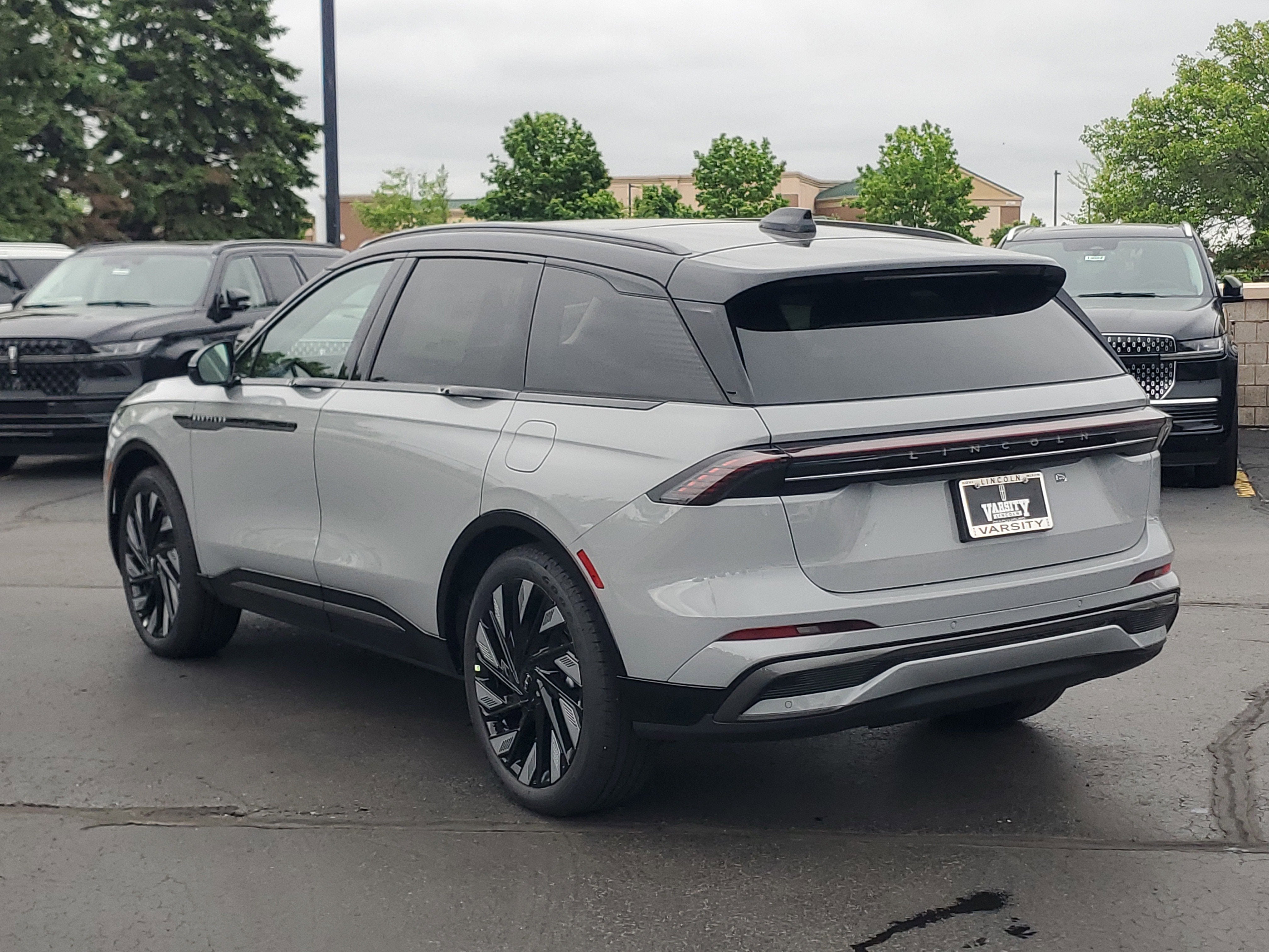 2026 Lincoln Nautilus Reserve Hybrid
