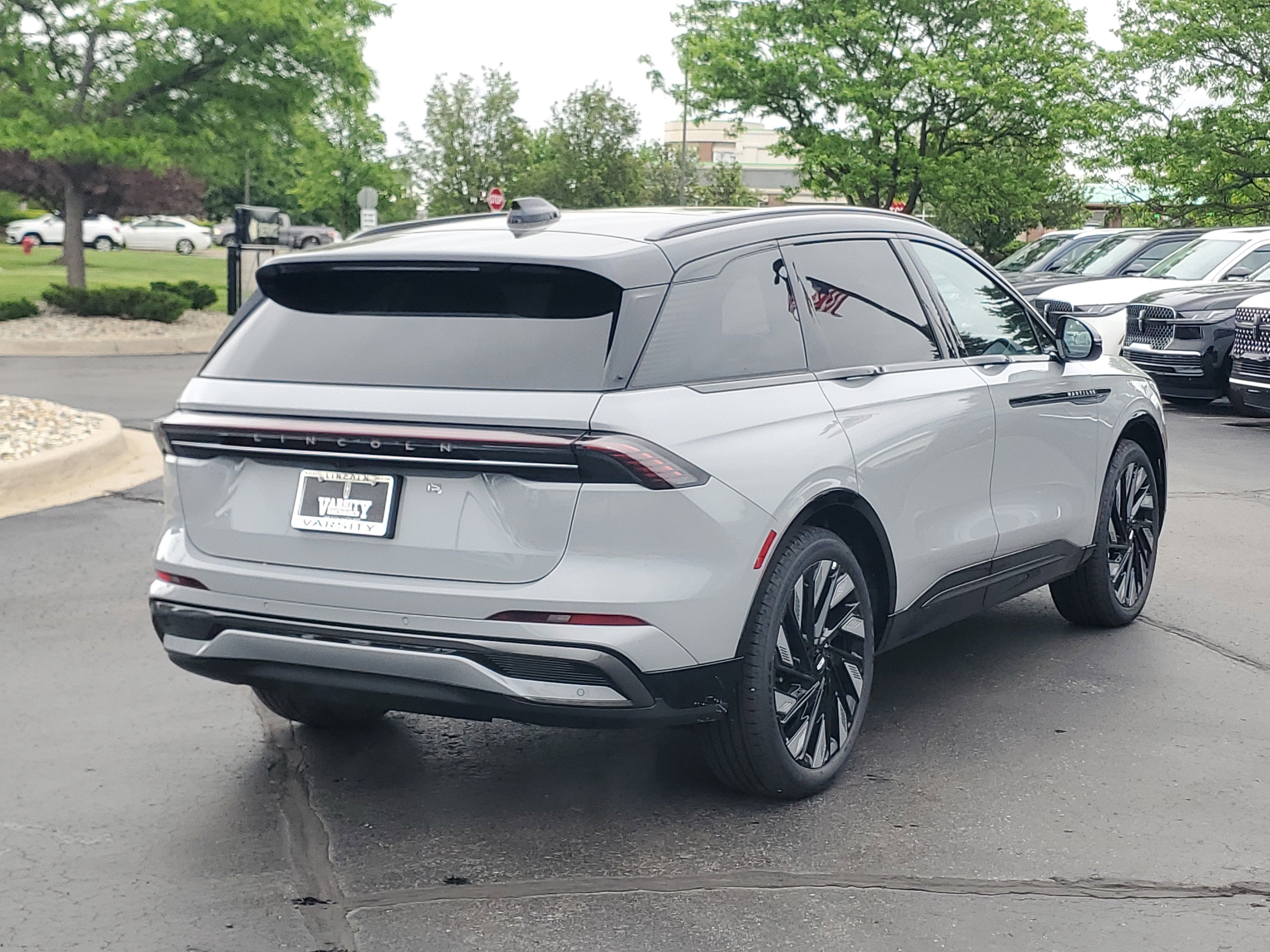 2026 Lincoln Nautilus Reserve Hybrid