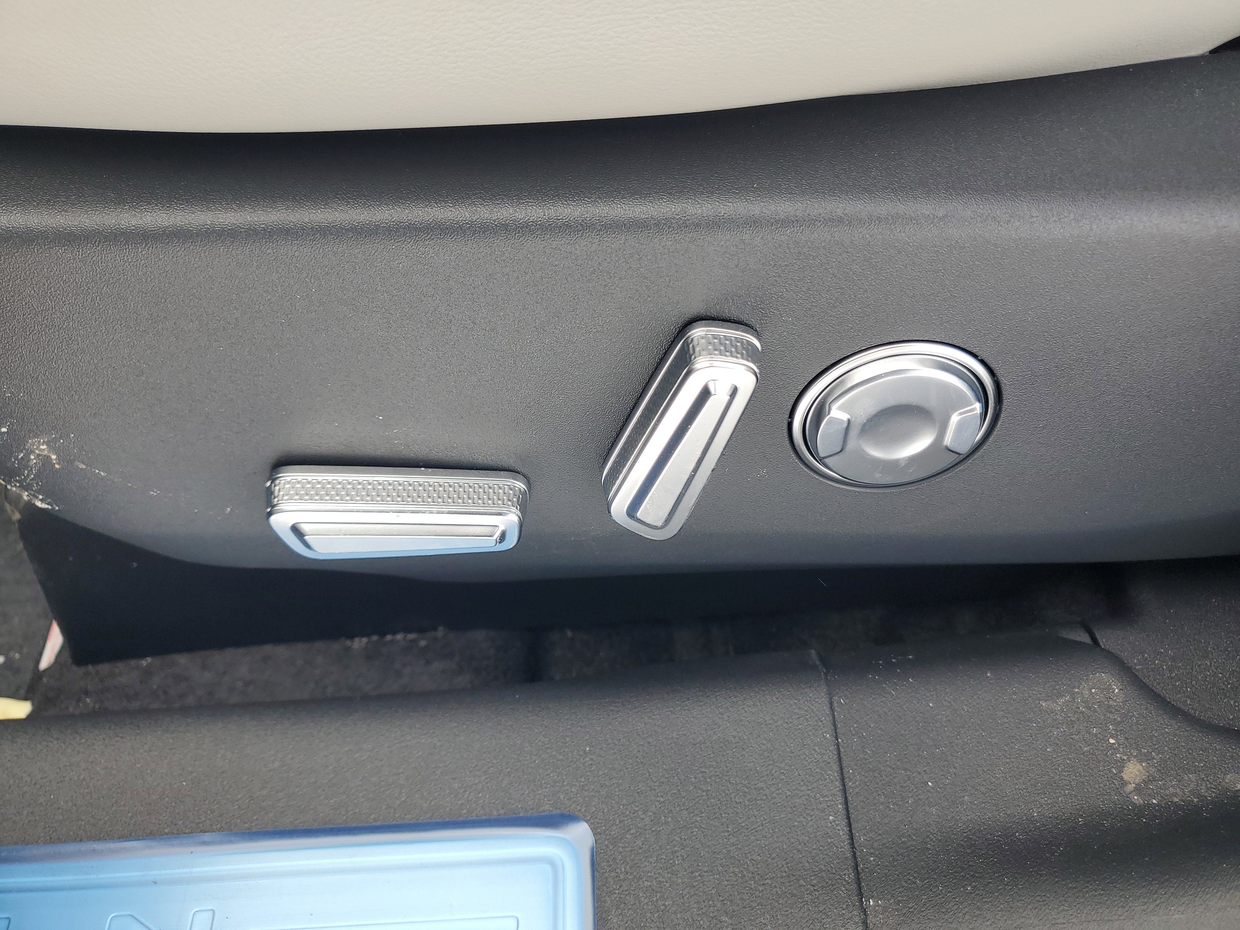 2026 Lincoln Nautilus Reserve Hybrid