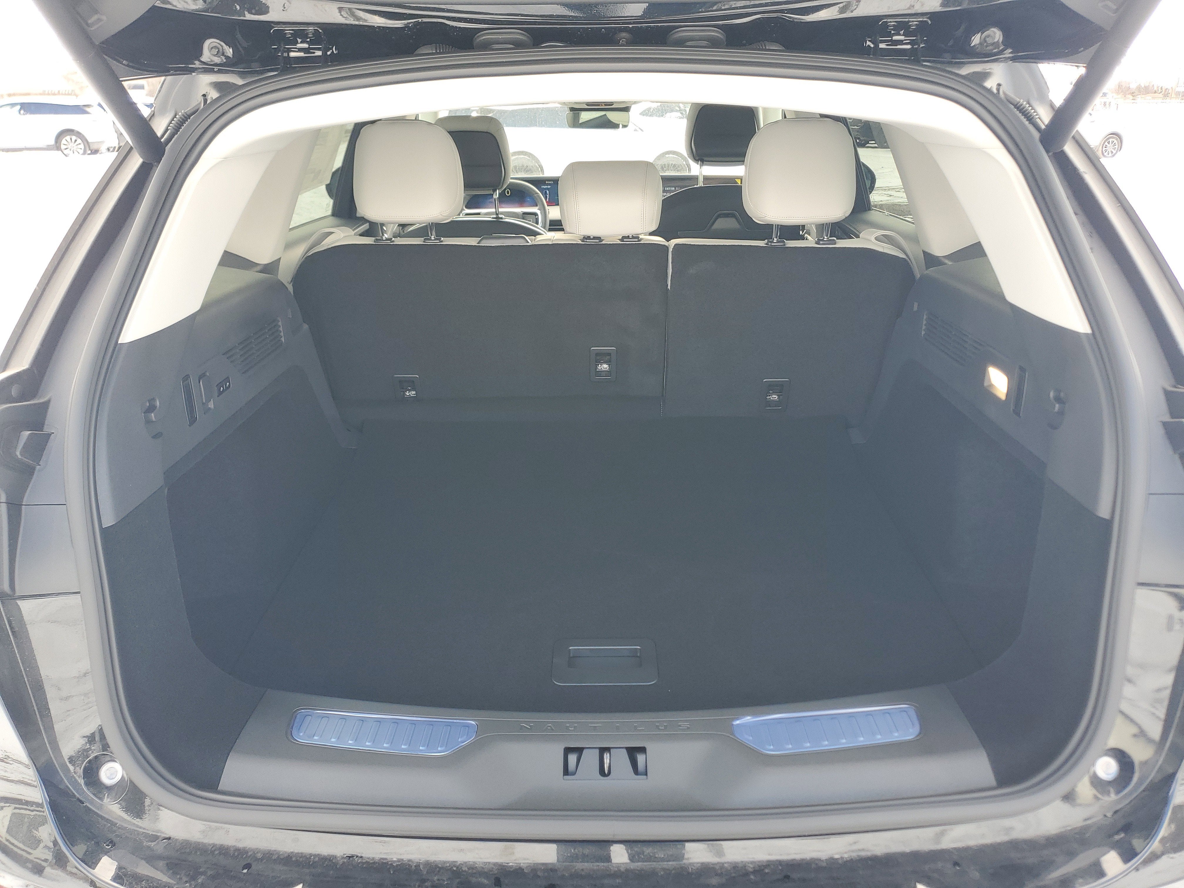 2026 Lincoln Nautilus Reserve Hybrid