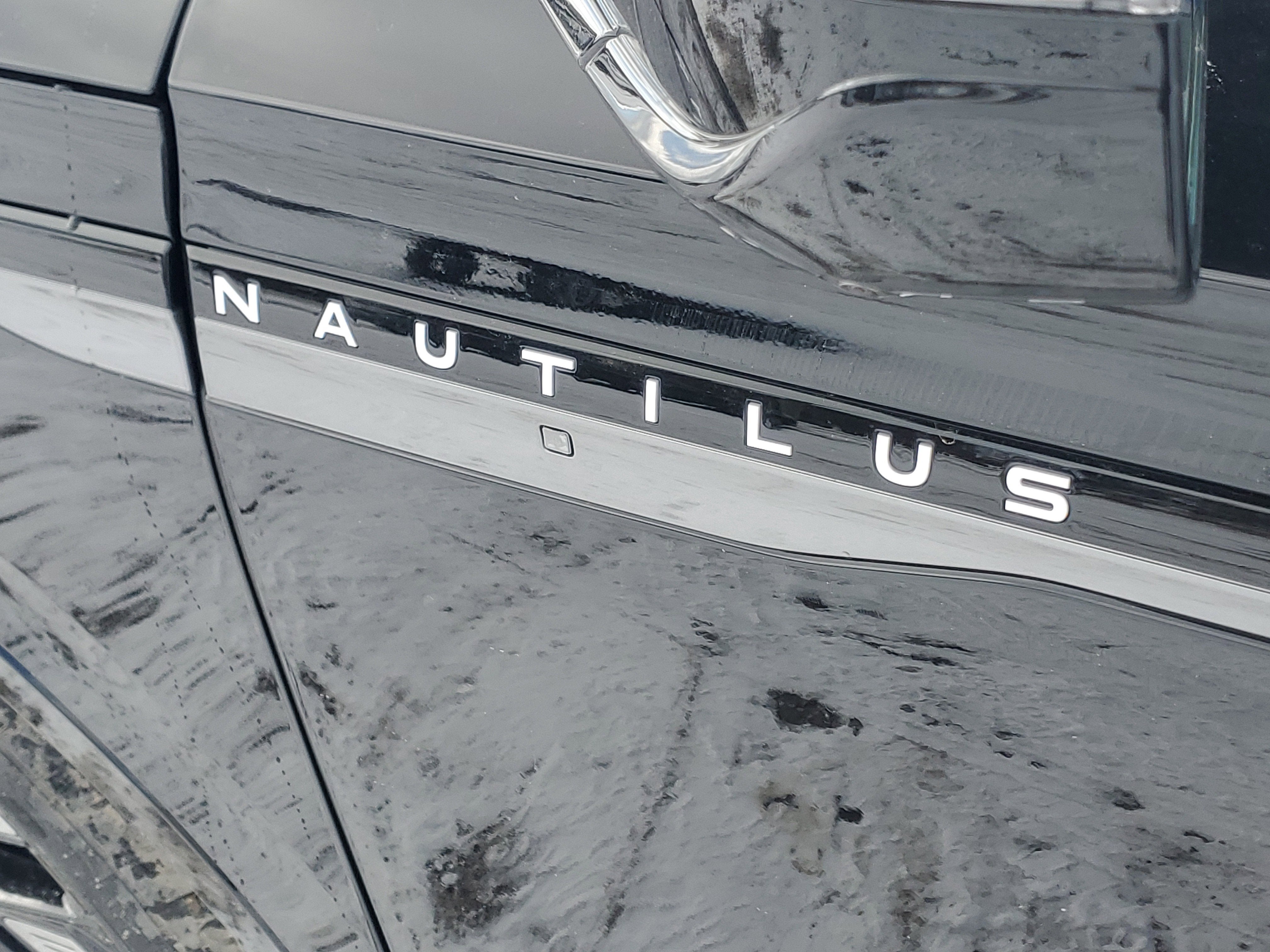 2026 Lincoln Nautilus Reserve Hybrid
