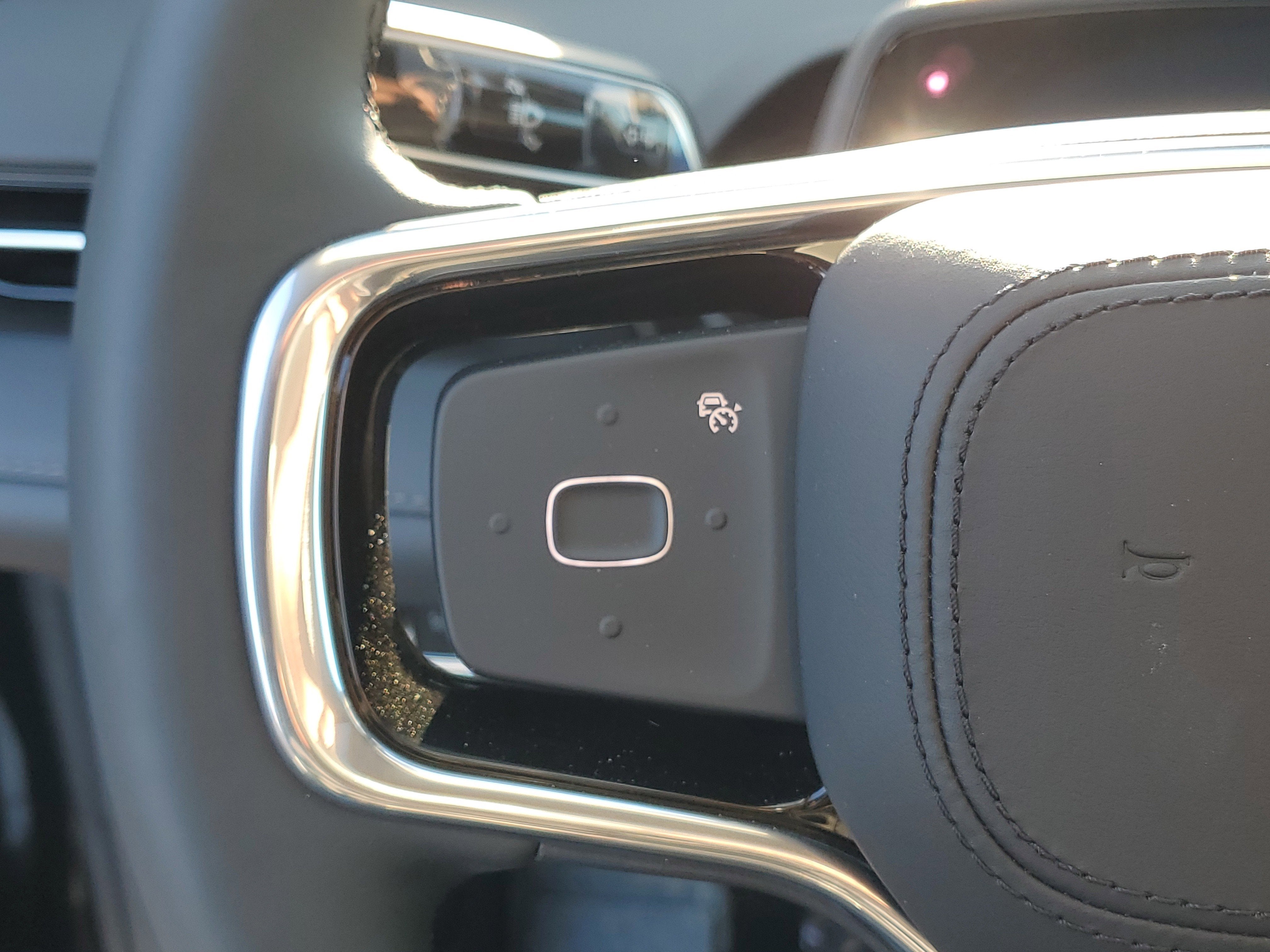 2026 Lincoln Nautilus Reserve Hybrid