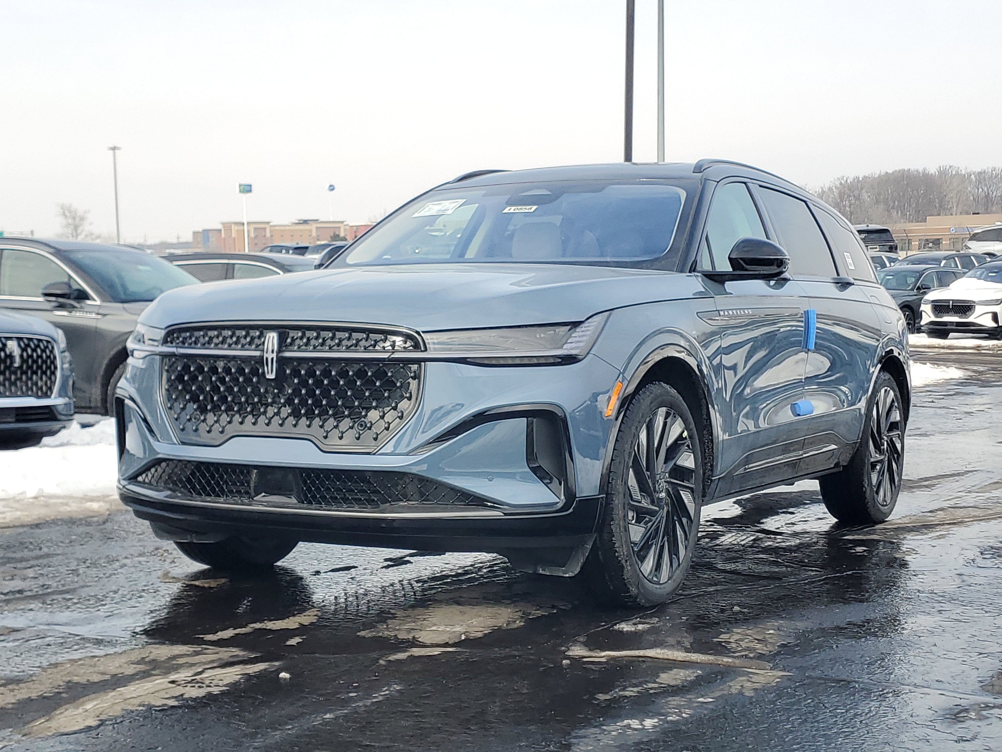 2026 Lincoln Nautilus Reserve Hybrid
