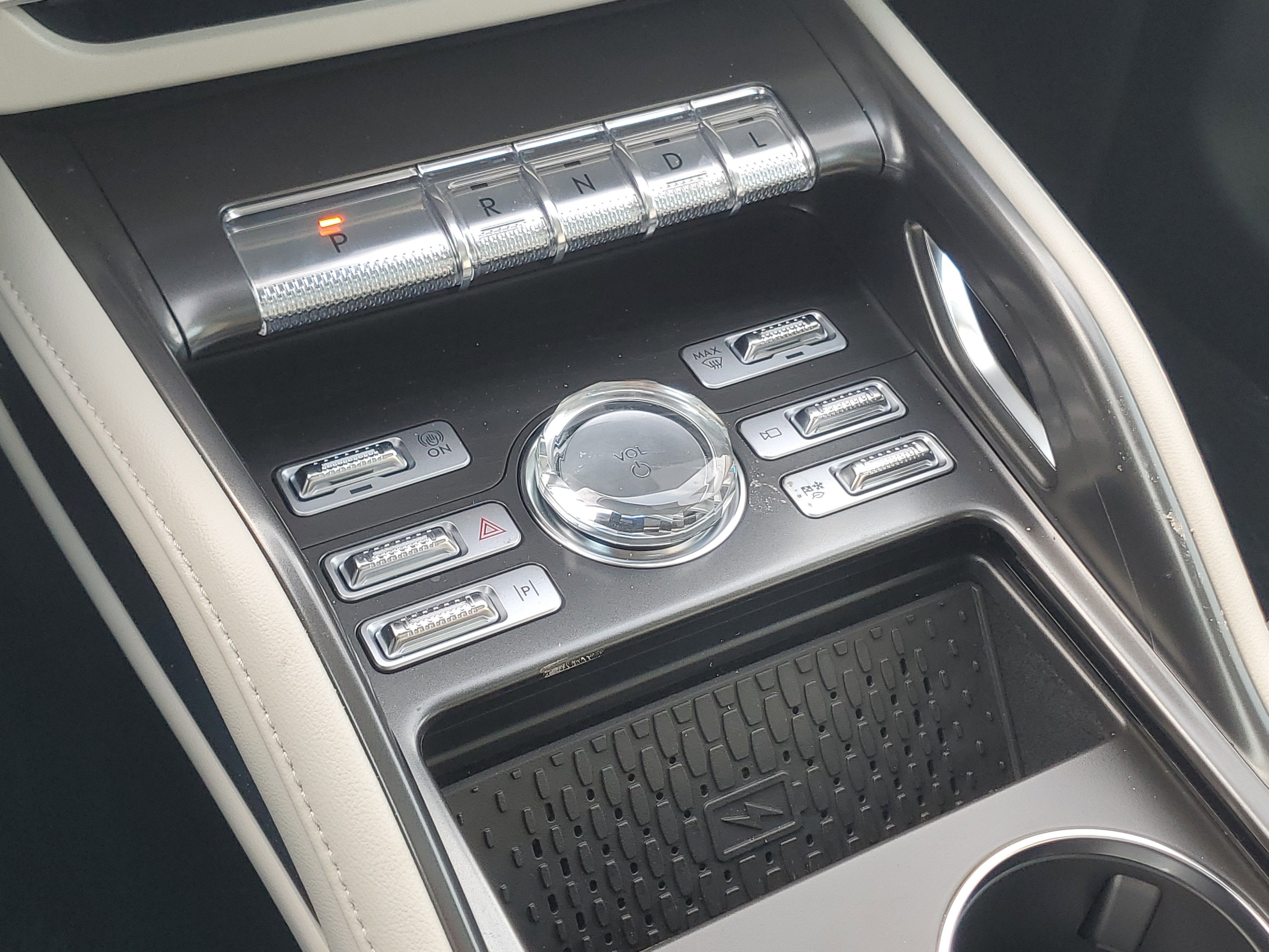 2026 Lincoln Nautilus Reserve Hybrid