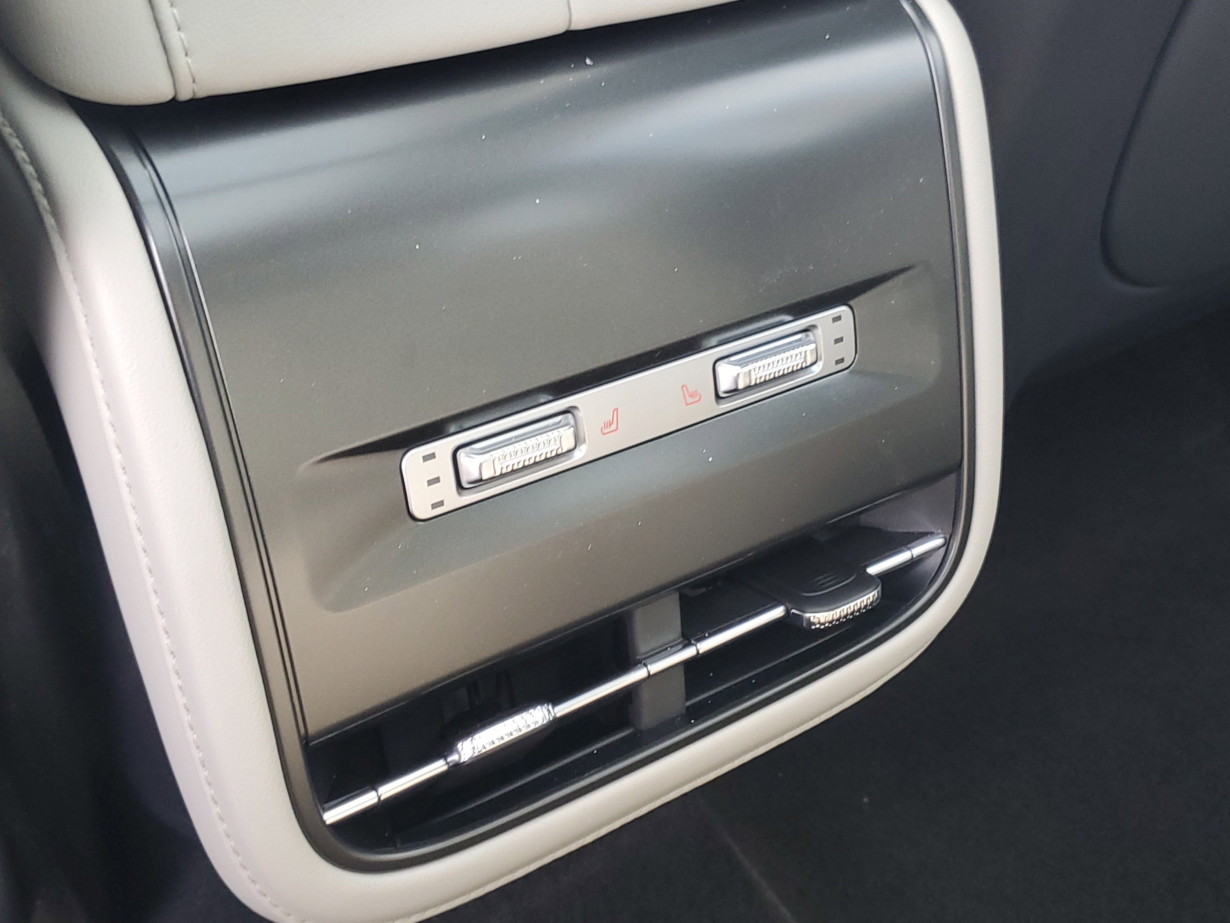 2026 Lincoln Nautilus Reserve Hybrid